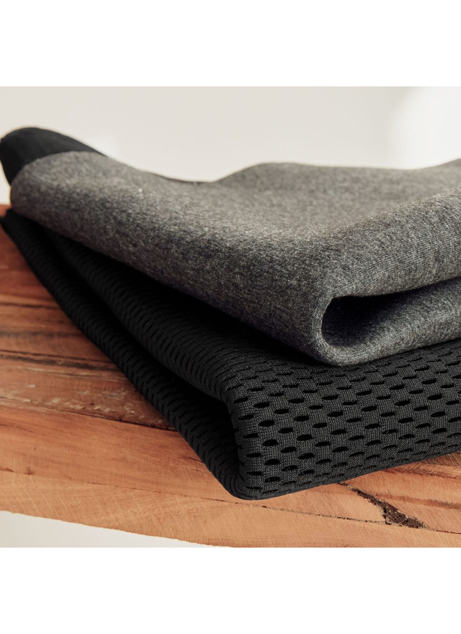 BABY CARRIER HARMONY MESH BLACK