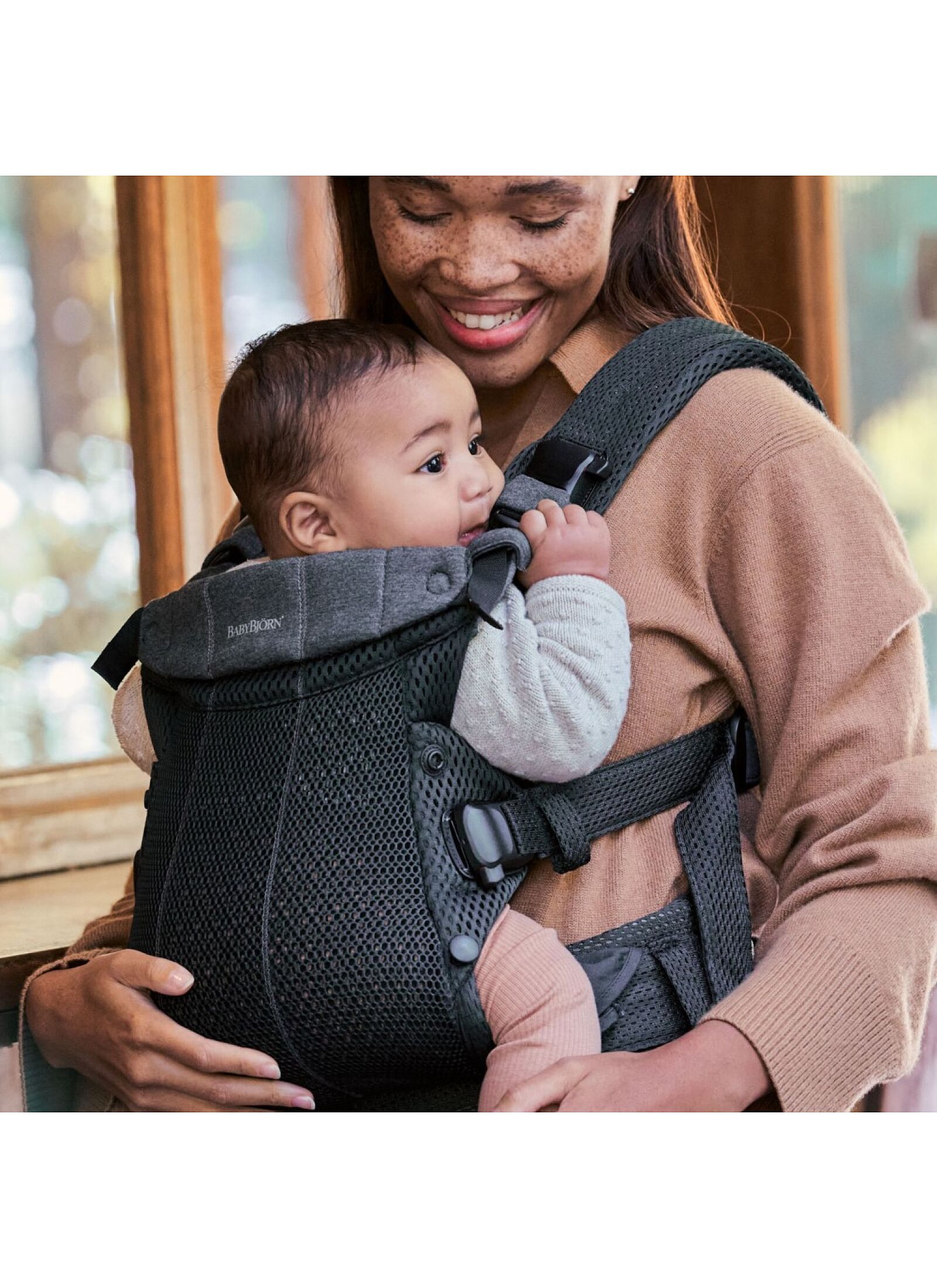 BABY CARRIER HARMONY MESH BLACK