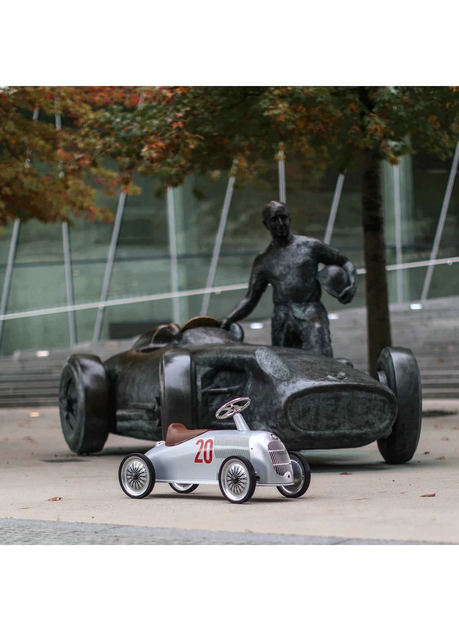 VEHICLE RIDER MERCEDES W25 SILVER ARROW