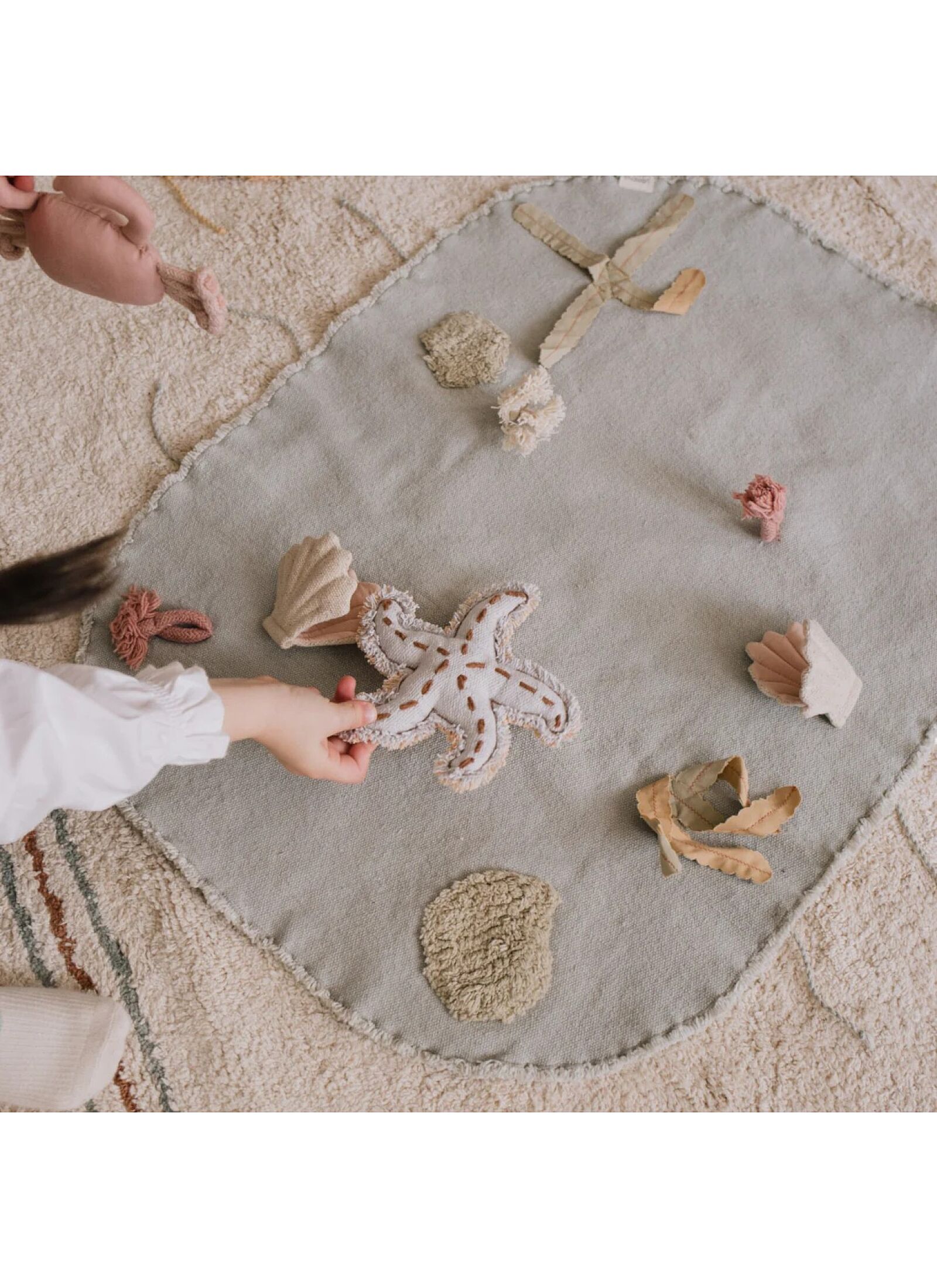 GAME SET UNDER THE SEA