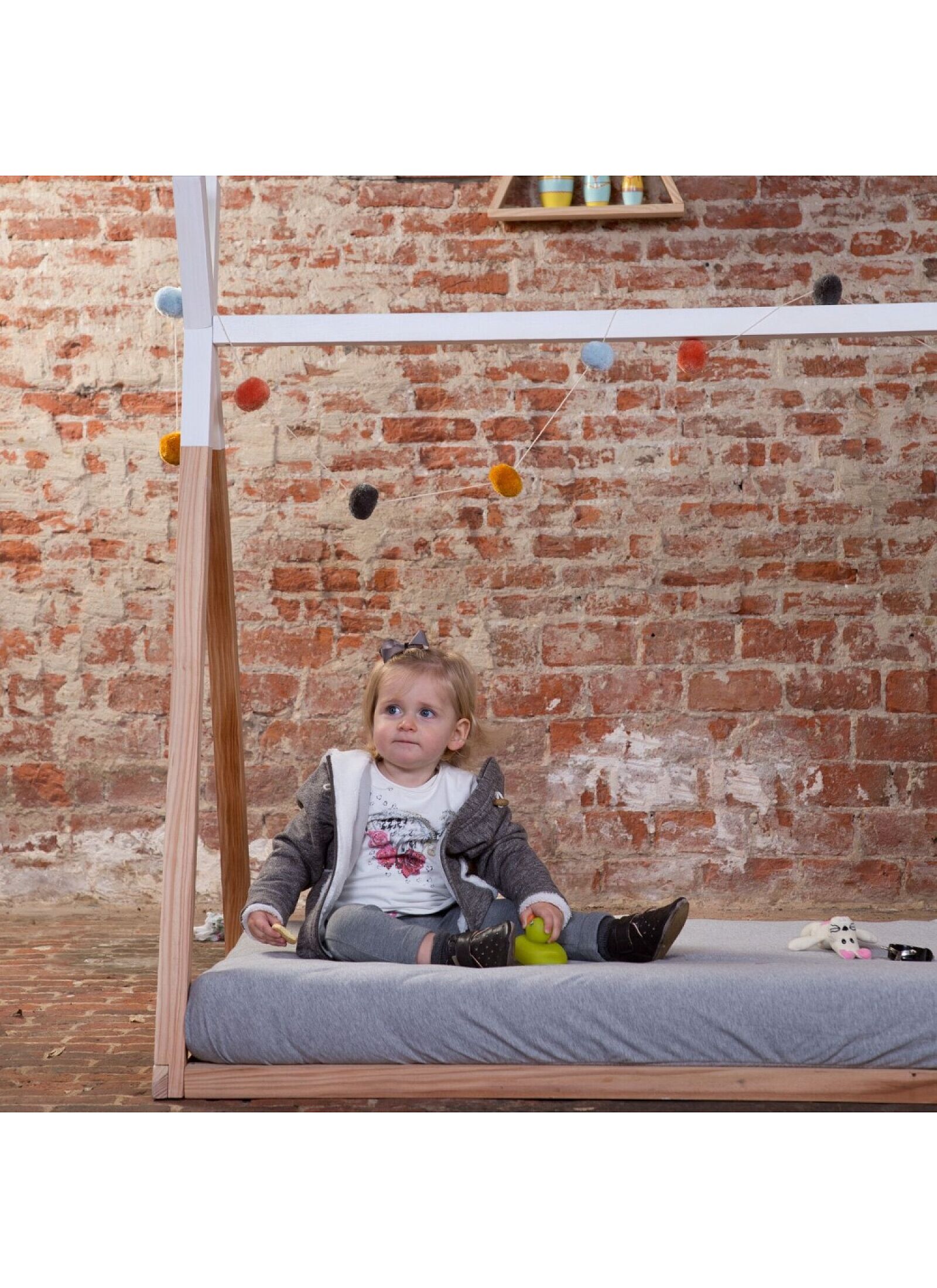 TIPI BED NATURAL-WHITE (90X200)