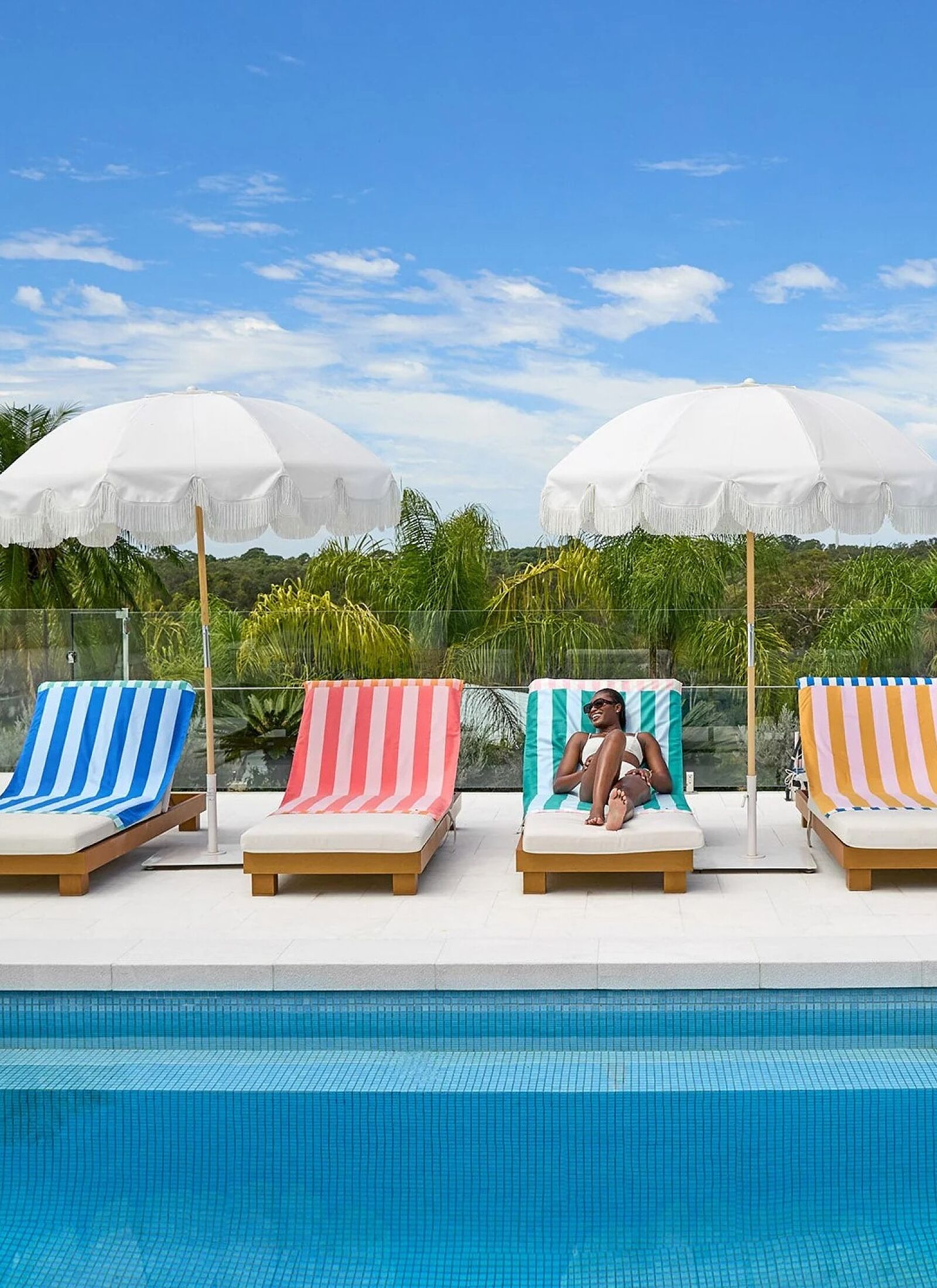 BEACH TOWEL MELLOW YELLOW