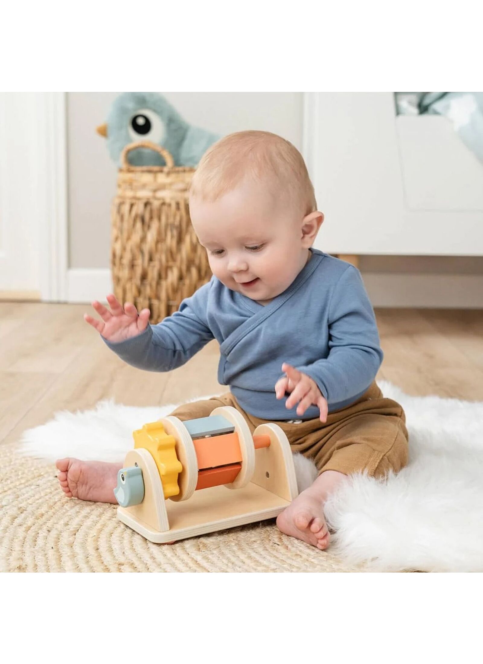 WOODEN ACTIVITY TOY SPINNER BIRDEE