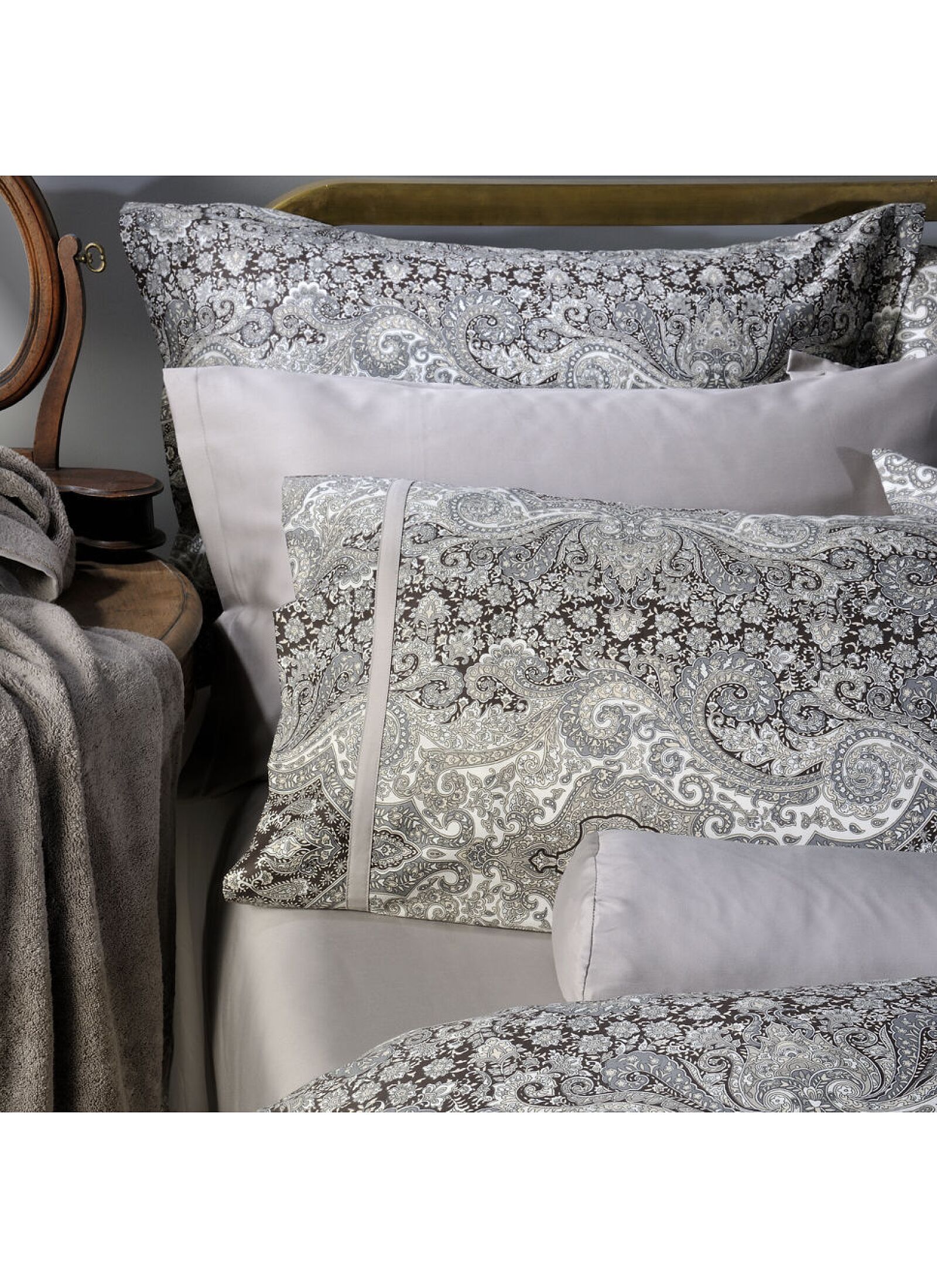 QUEEN DUVET COVER SET BOMBAY BROWN (S834)