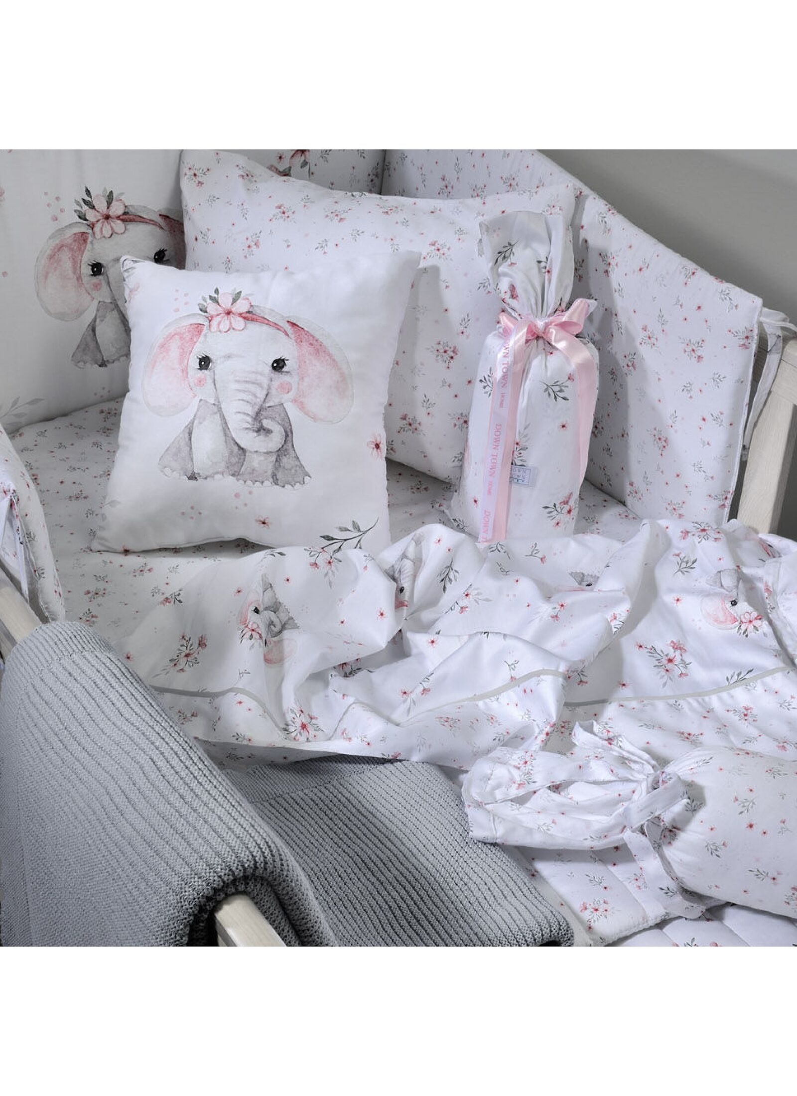 CRIB BUMPER ELEPHANT (BS855)