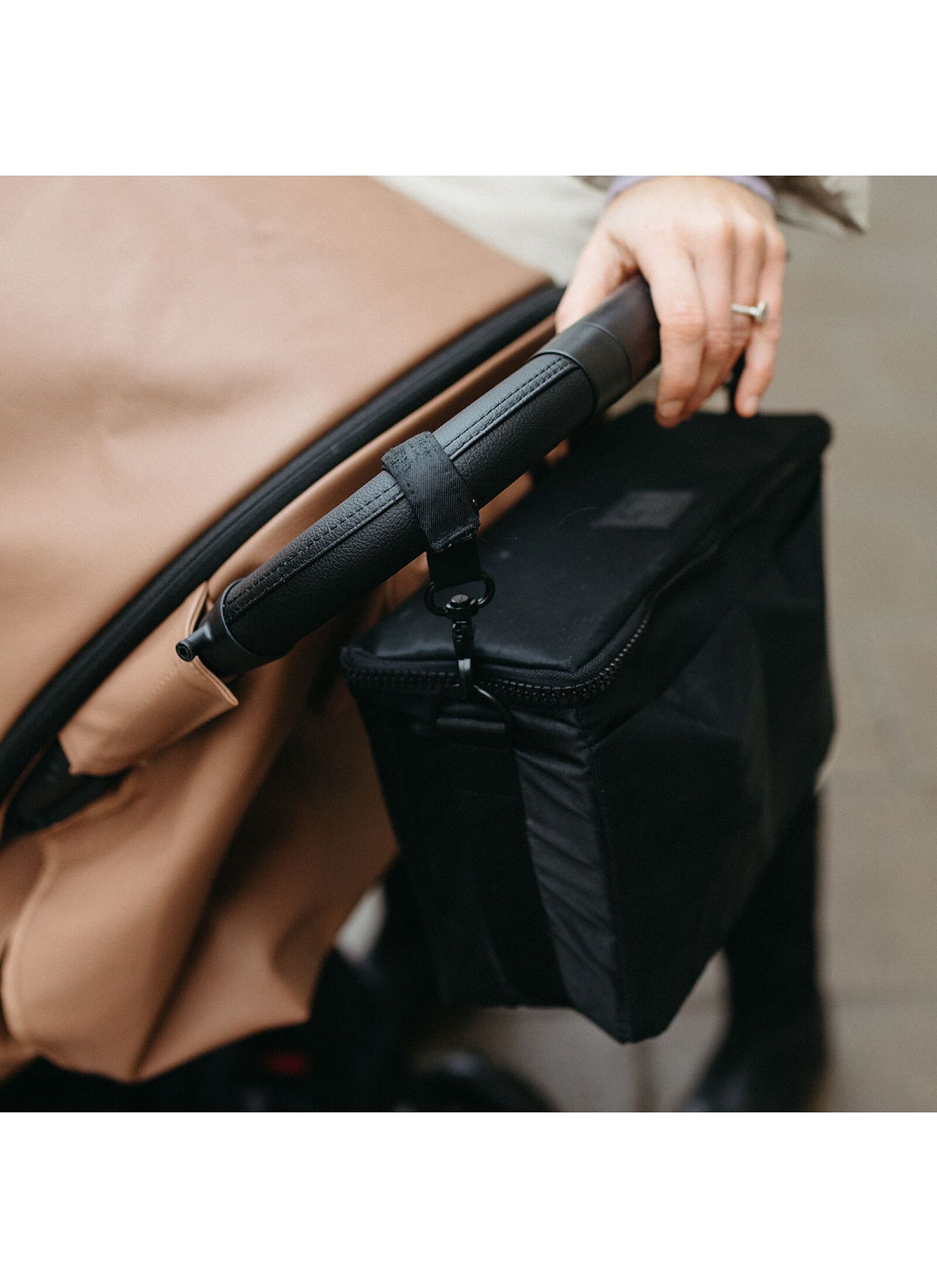STROLLER ORGANIZER BRILLIANT BLACK