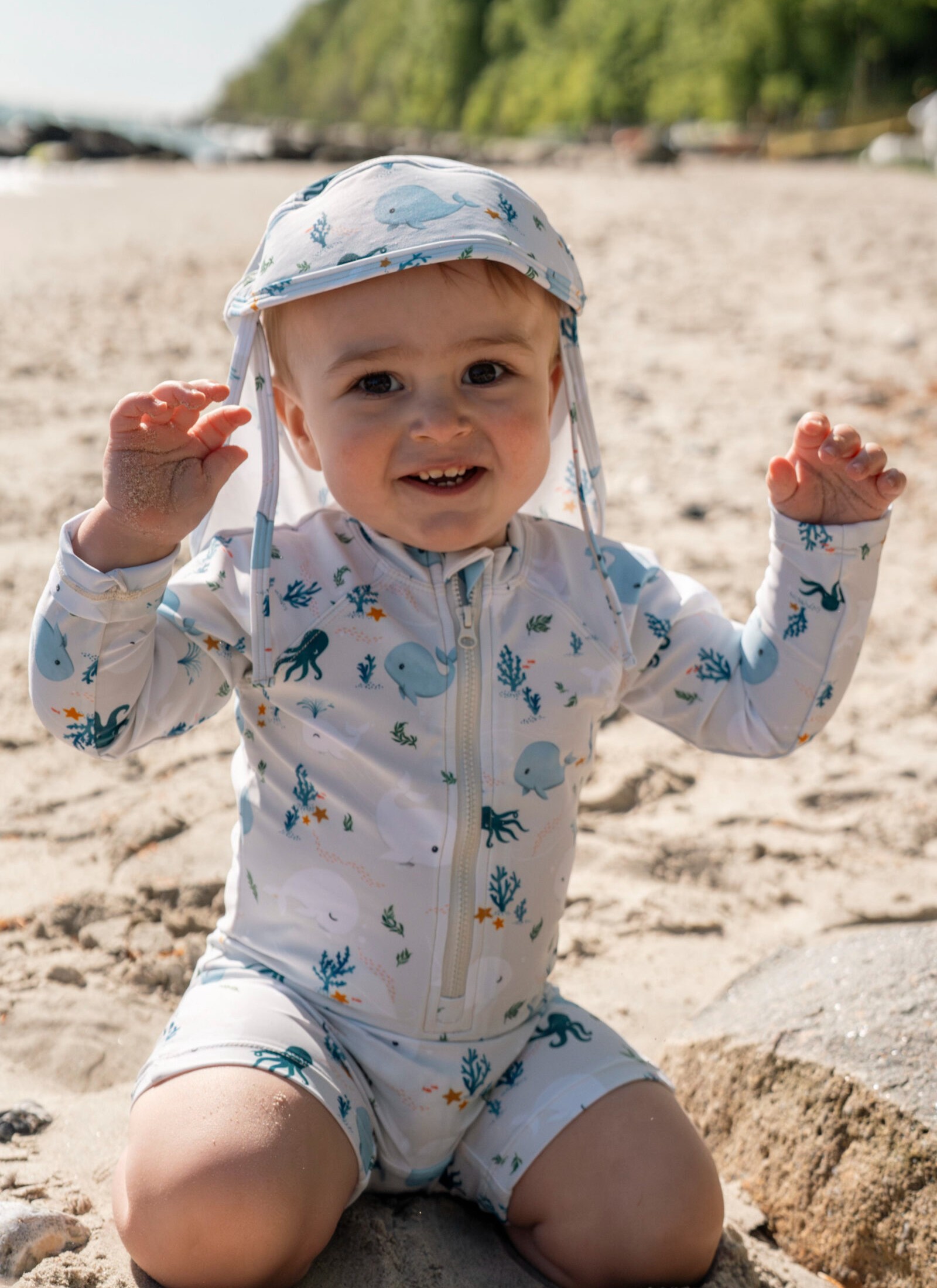 SUN HAT CHRISTIAN'S WHALE TALES