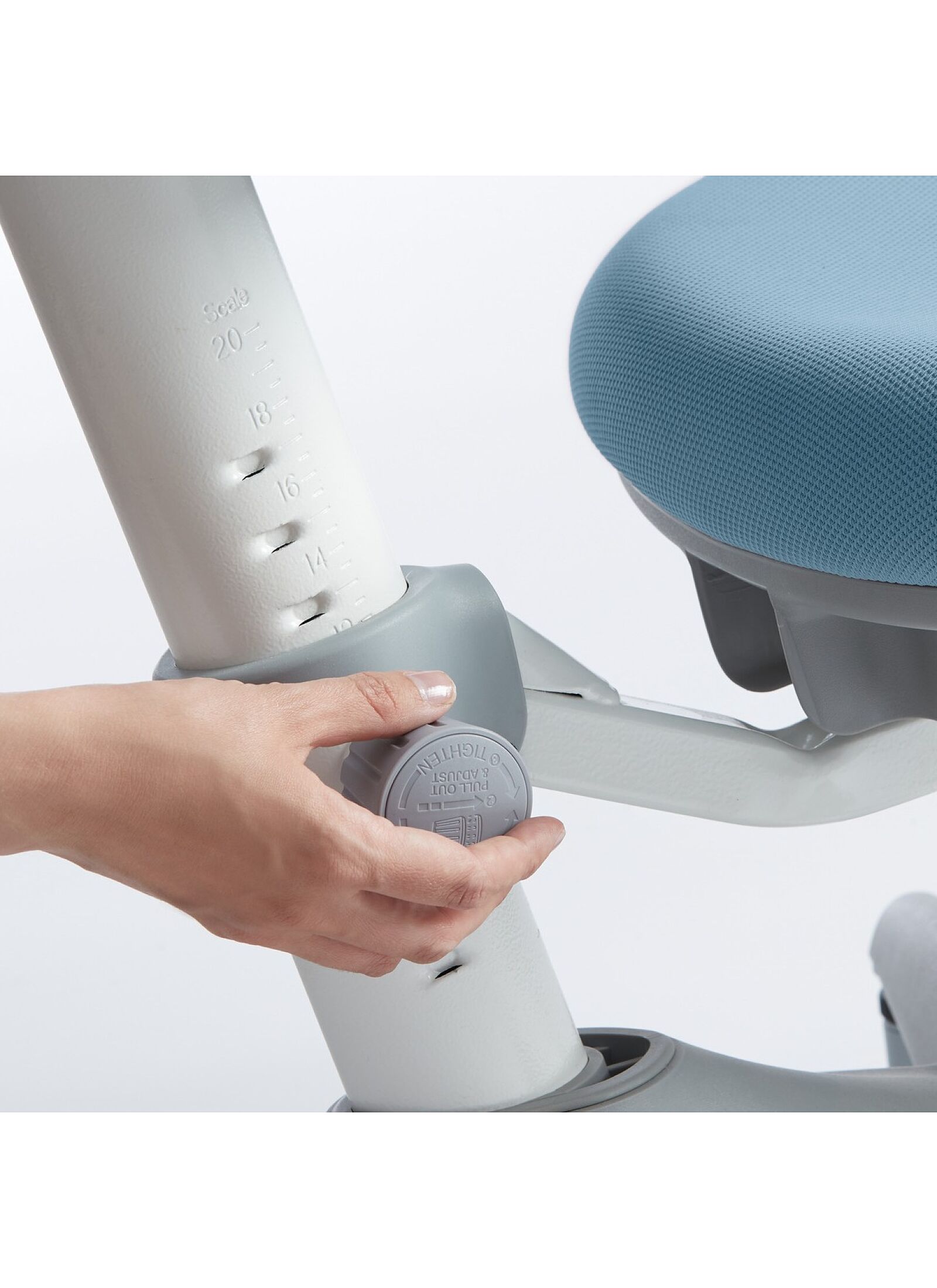 DESK CHAIR VERTO FROSTY BLUE