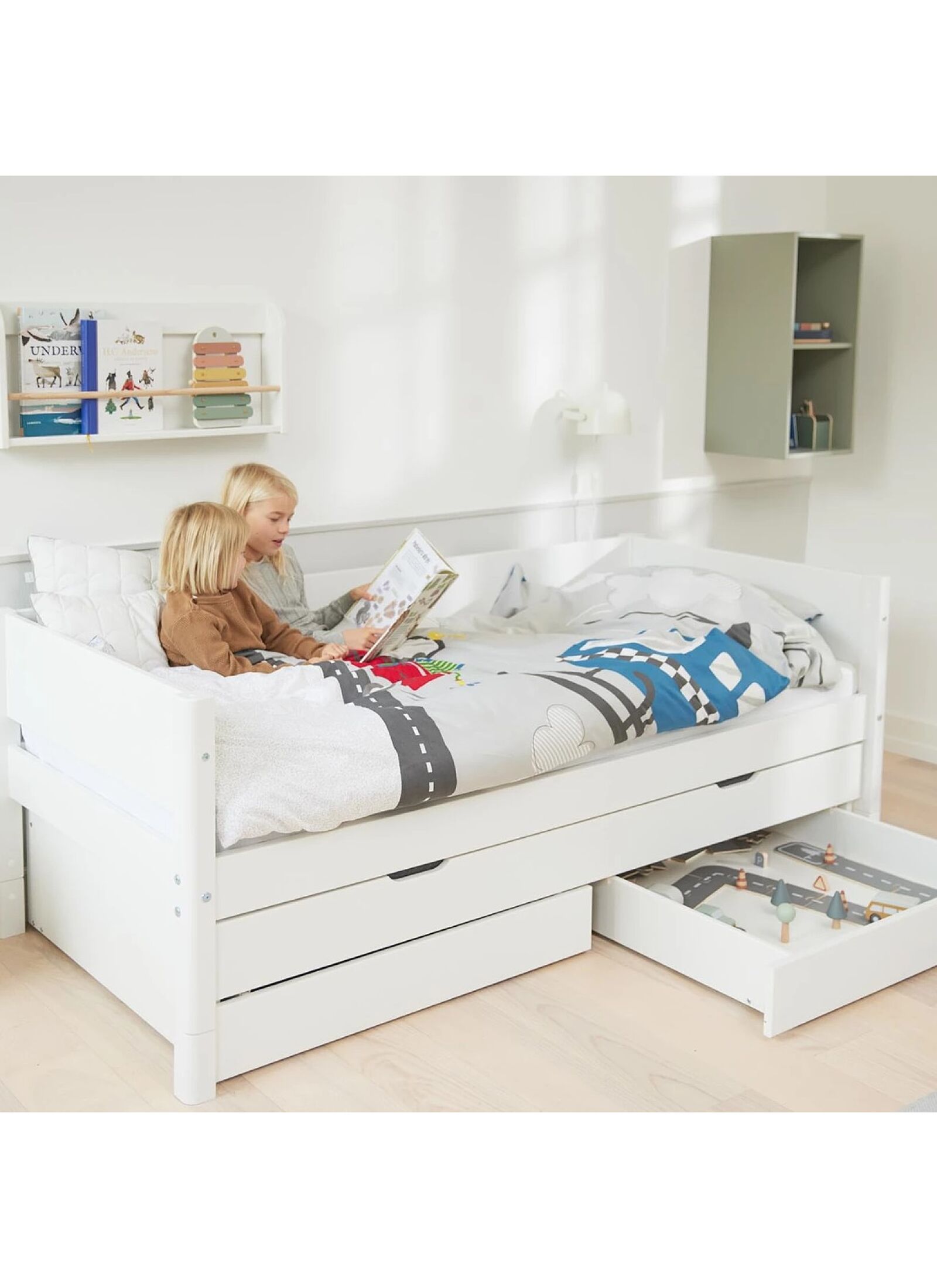 SINGLE BED WHITE (90X200)