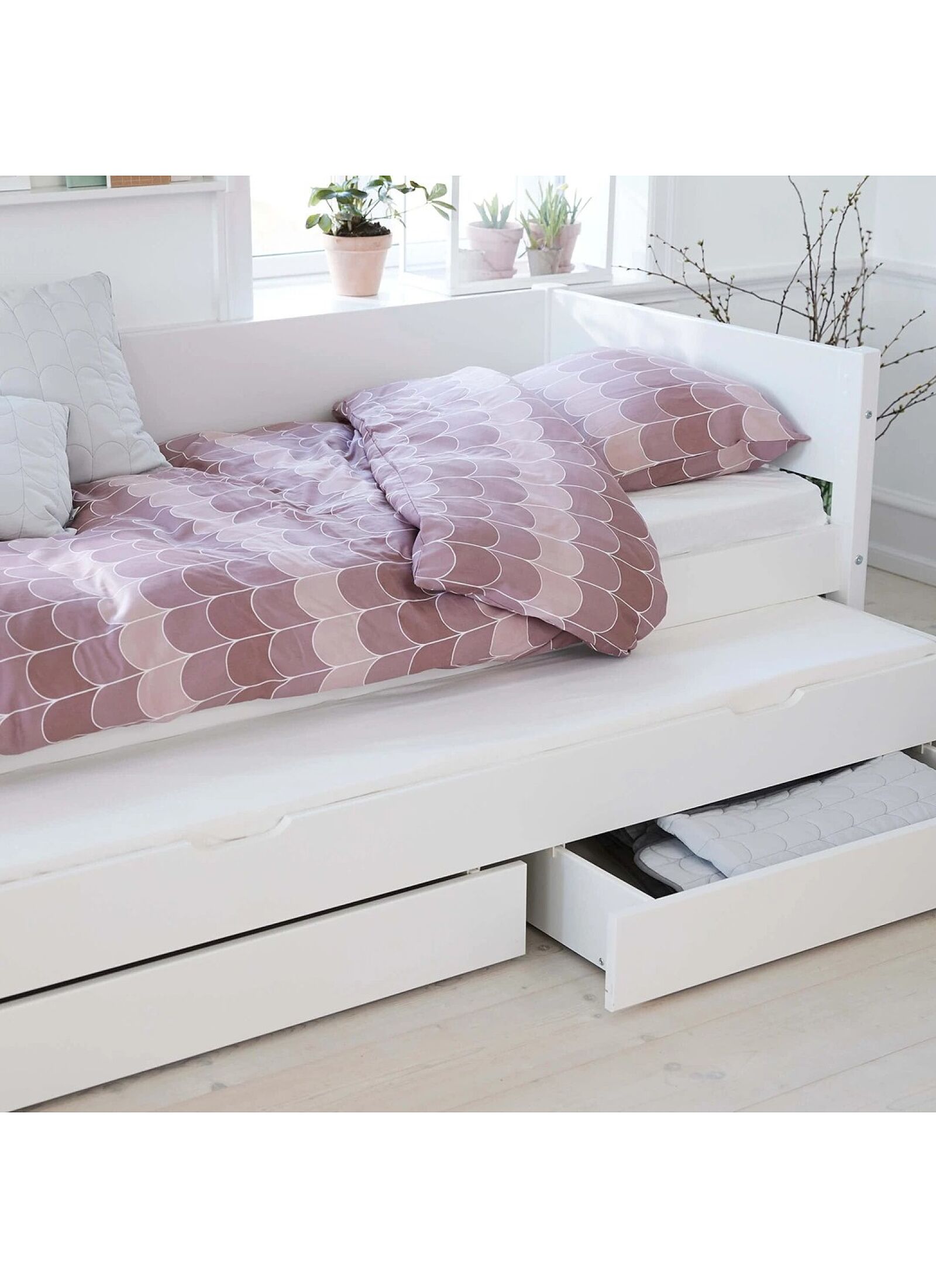 SINGLE BED WHITE (90X200)