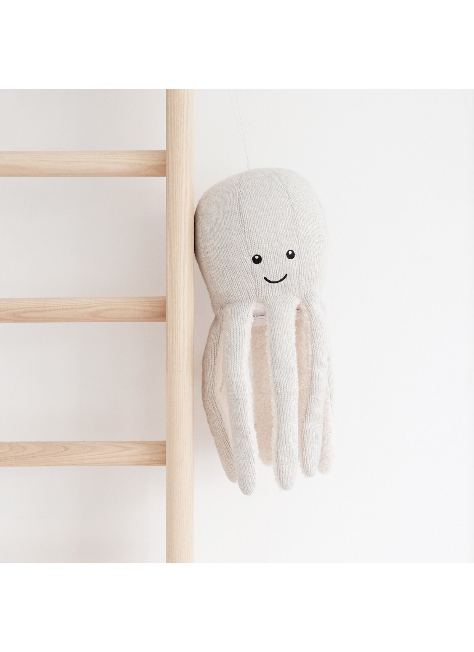 BLUETOOTH SPEAKER OLLY