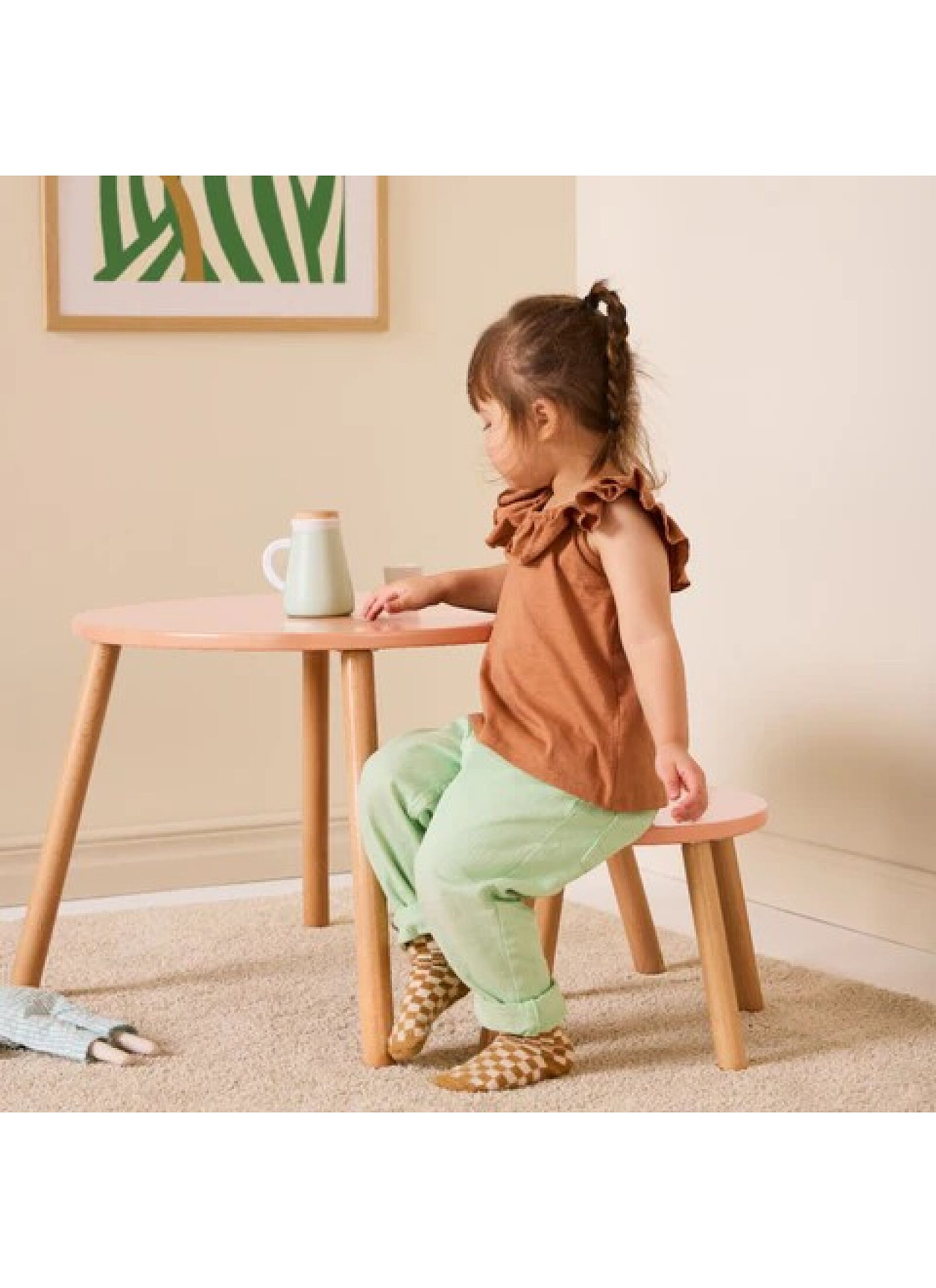 WOODEN TABLE SET WITH 2 STOOLS PINK