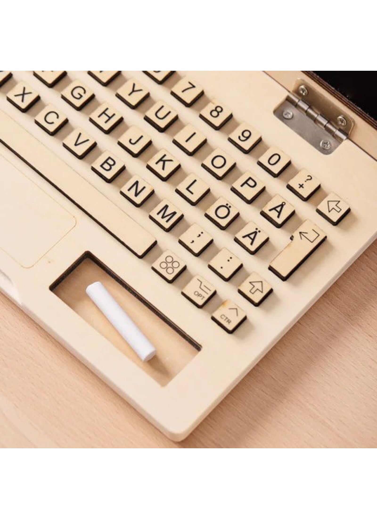 WOODEN TOY DESK SET-LAPTOP