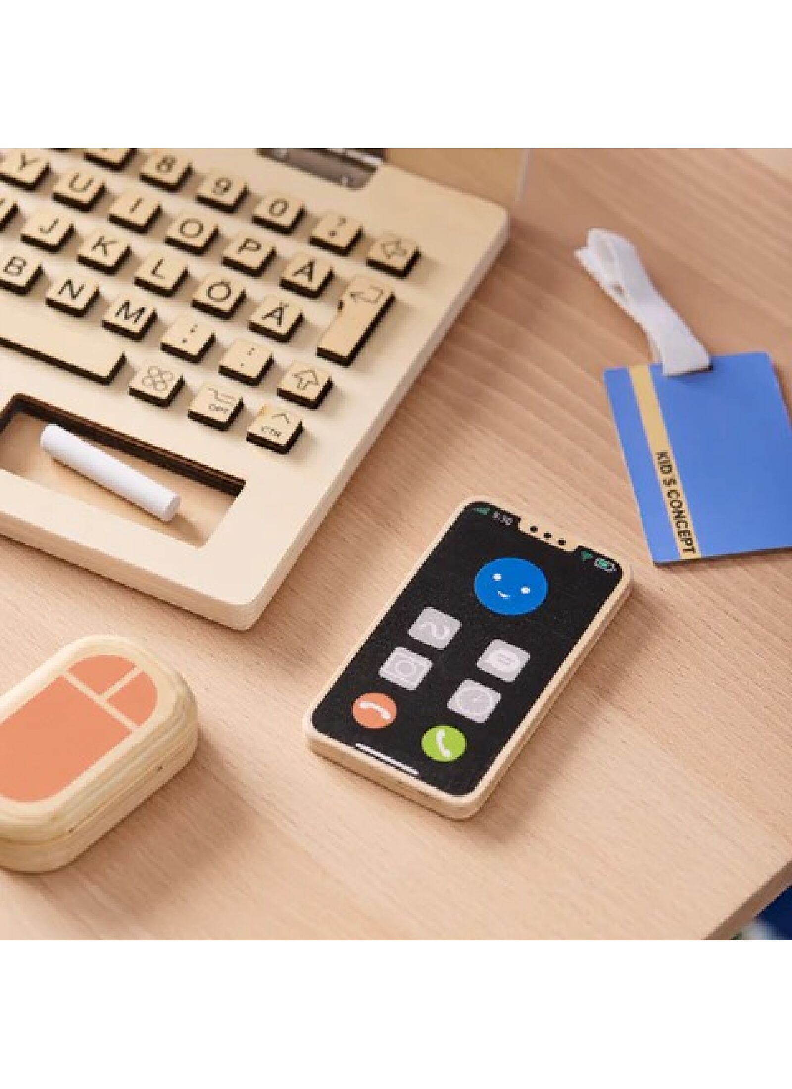 WOODEN TOY DESK SET-LAPTOP