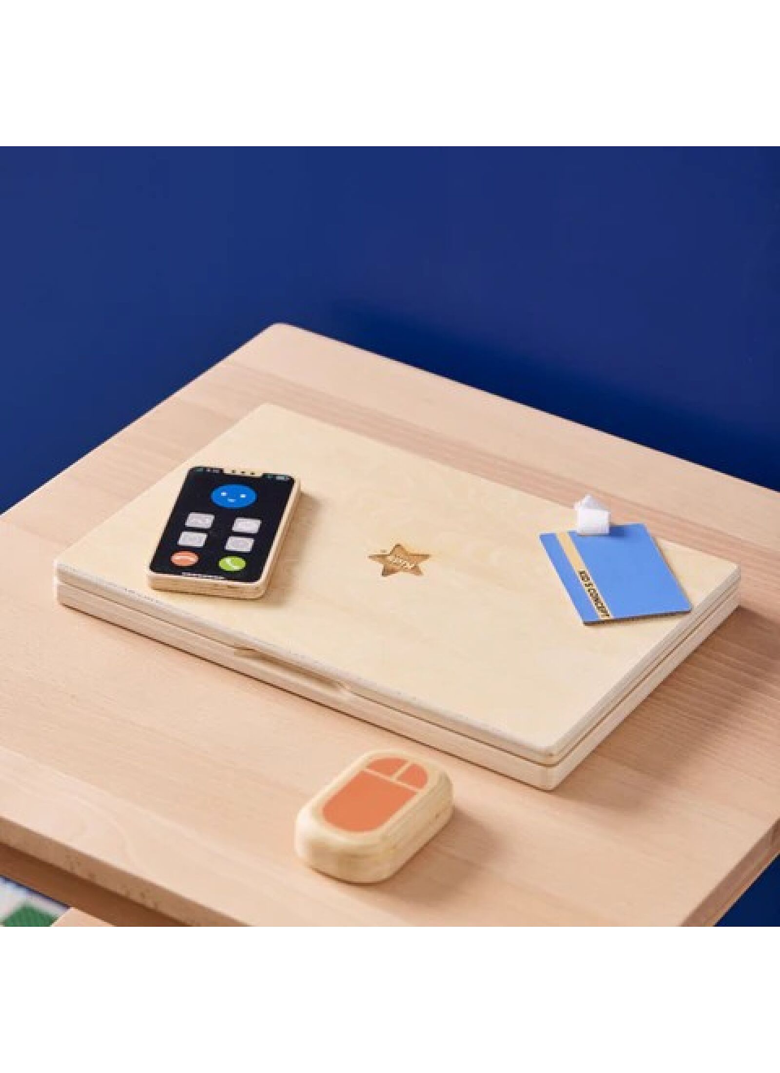 WOODEN TOY DESK SET-LAPTOP