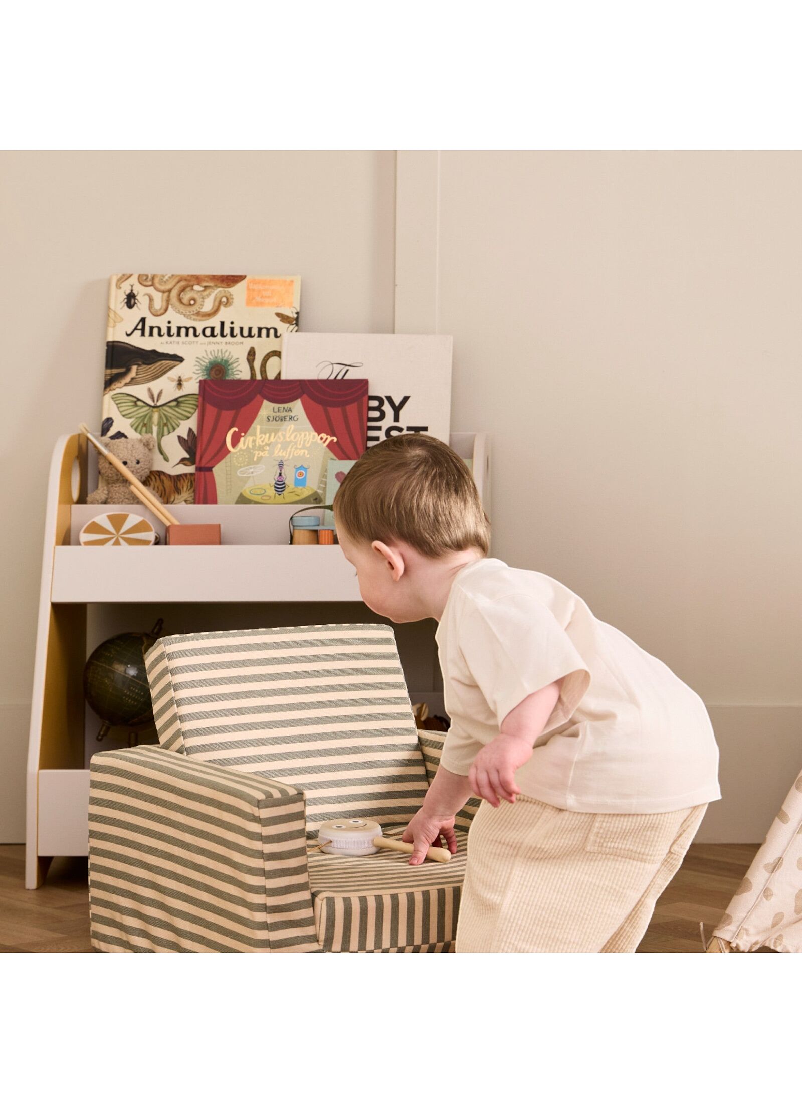 FOLDING ARMCHAIR KID'S BASE STRIPE