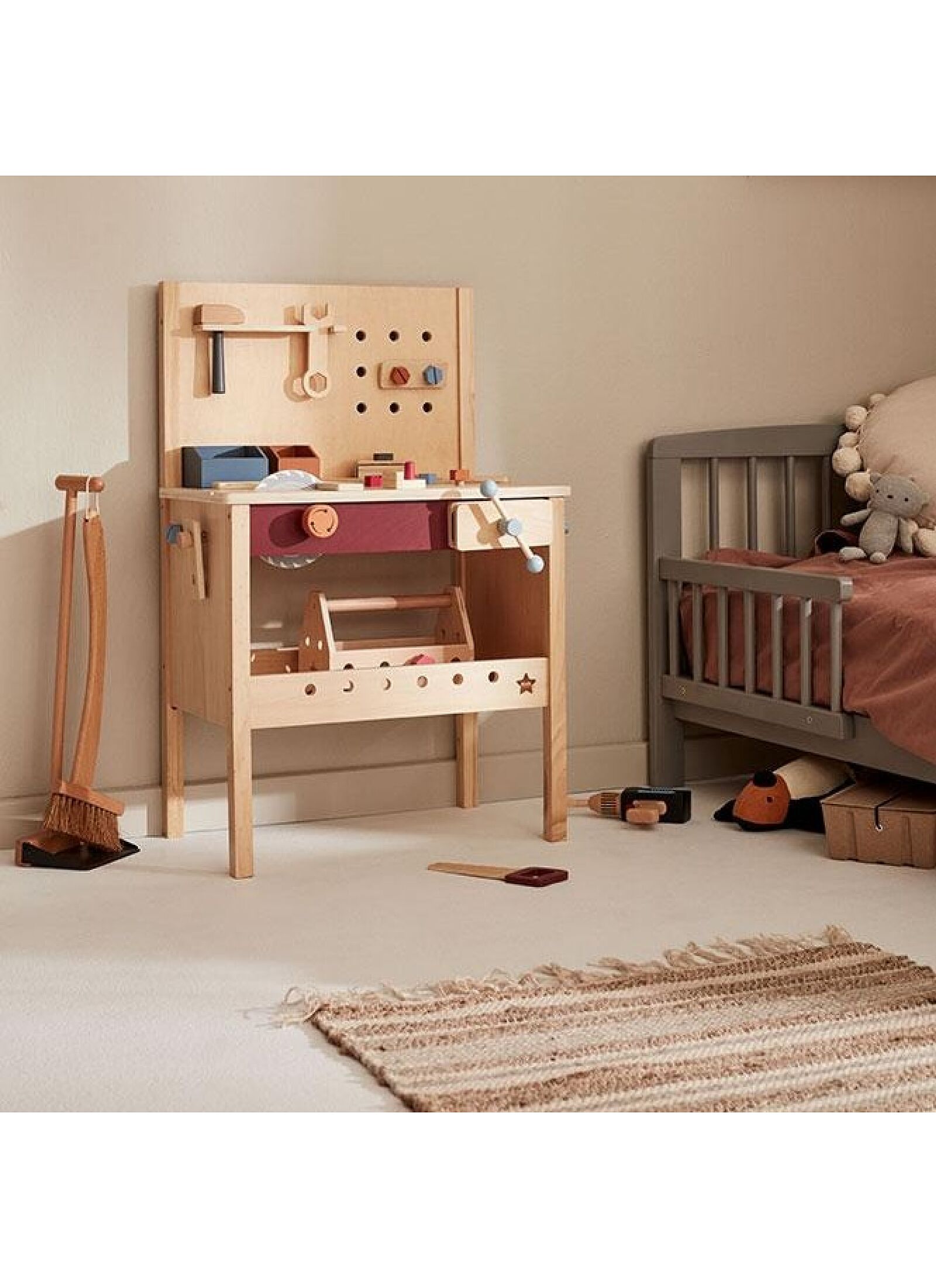 KIDS HUB TOOL BENCH