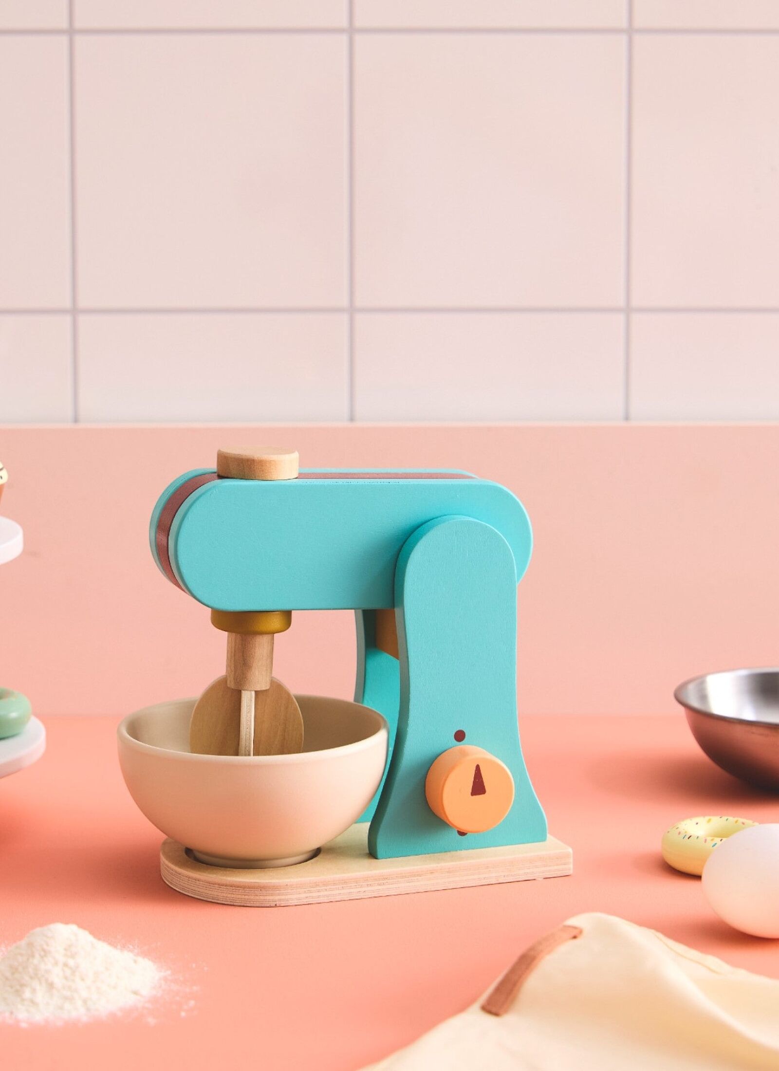 WOODEN MIXER KID'S HUB BLUE