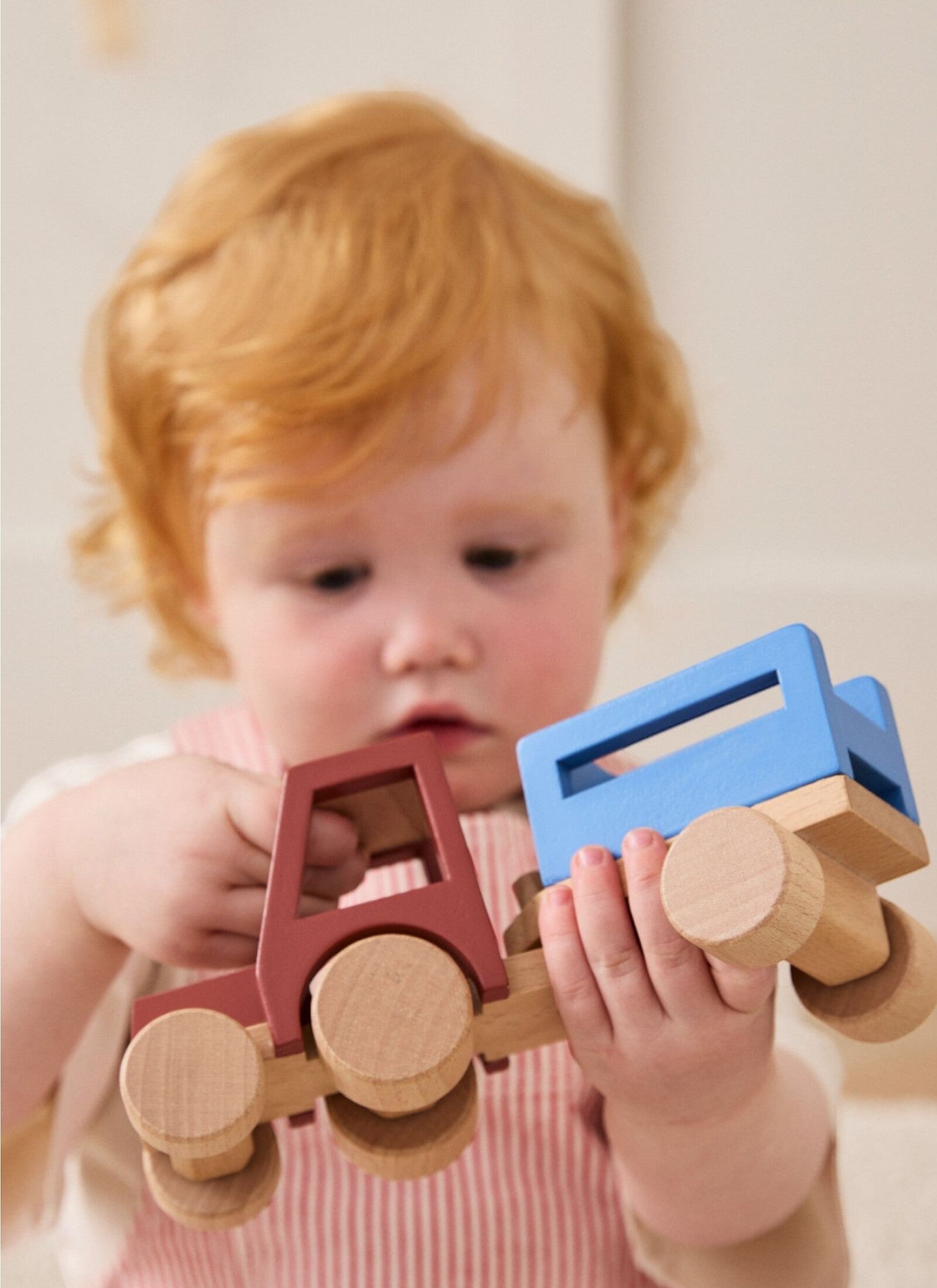 WOODEN AIDEN TRACTOR DETACHABLE TRAILER