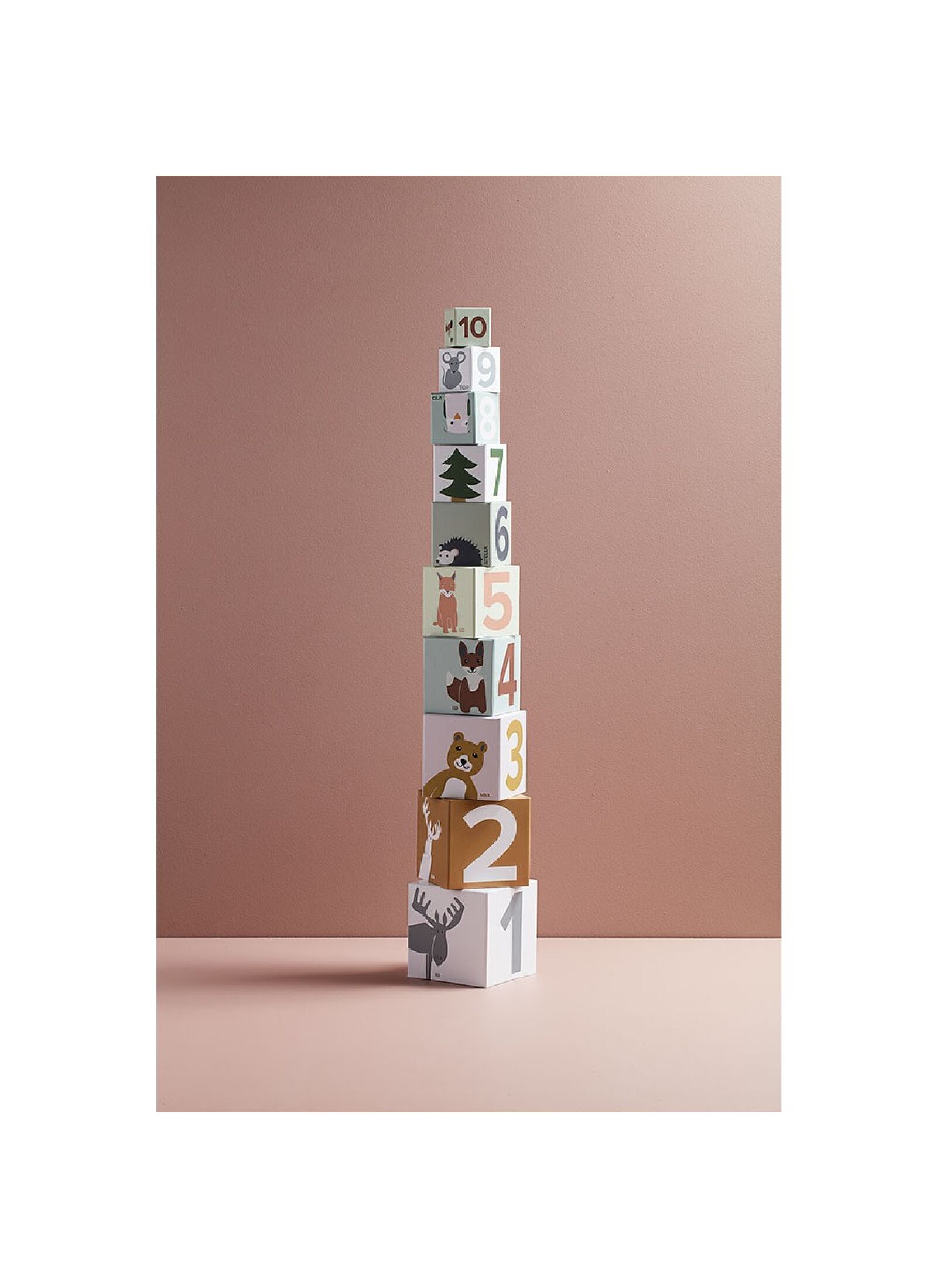 CUBES CARDBOARD EDVIN