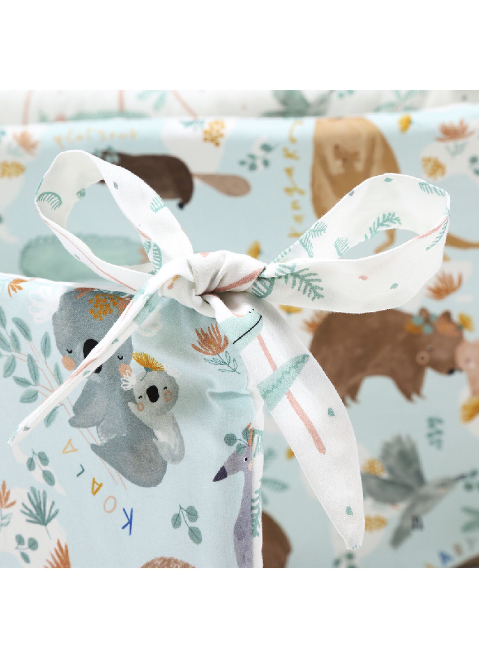 BUMPER DUNDEE &AMP; FRIENDS BLUE