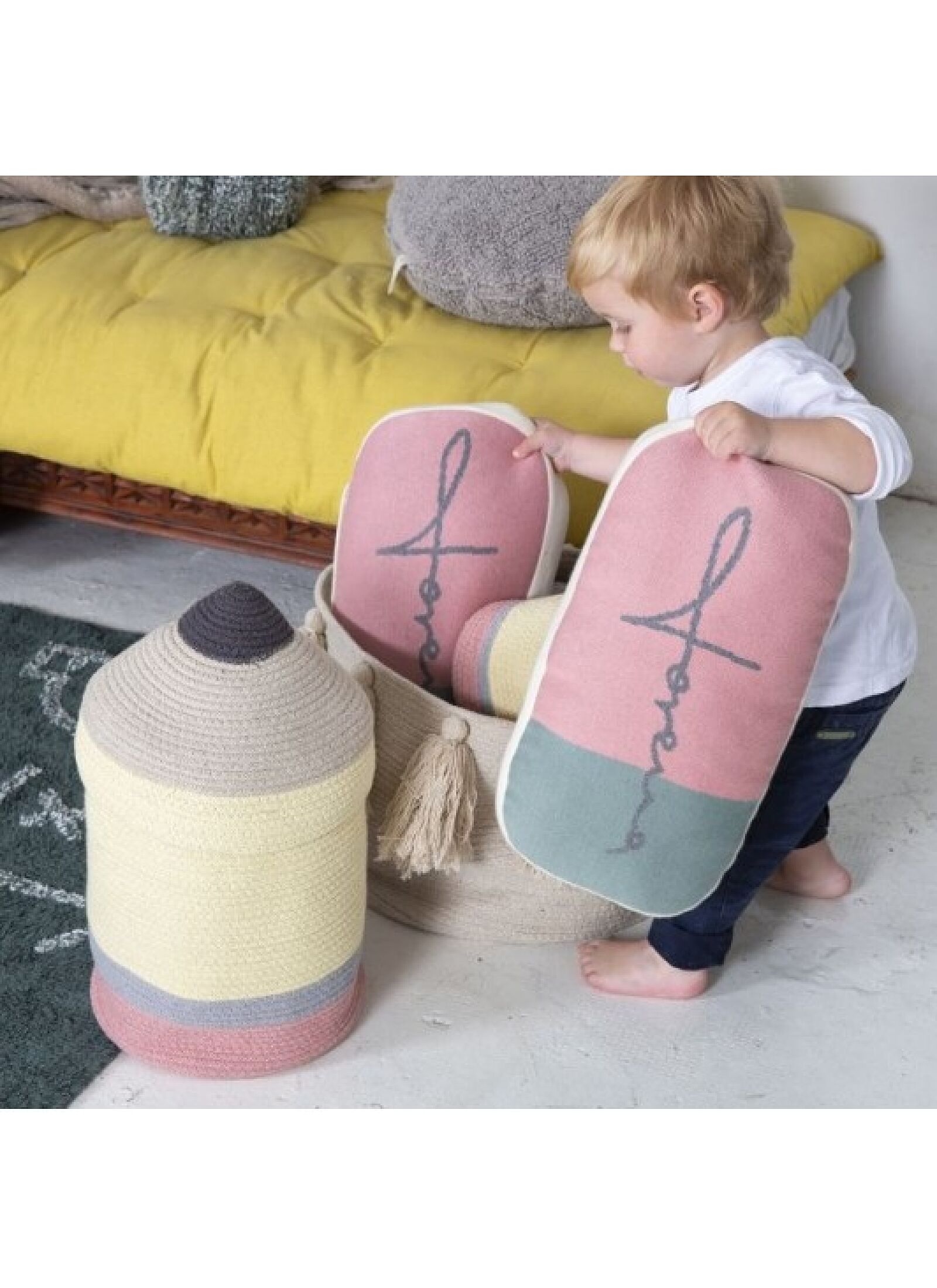 CUSHION ERASER (24X45)