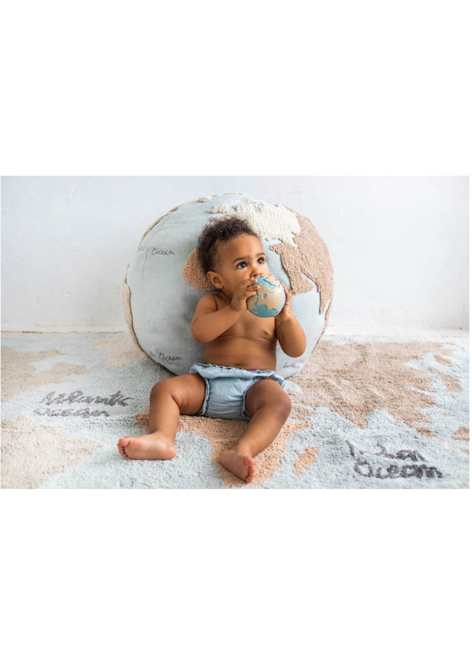 TEETHER EARTHY THE WORLD BALL