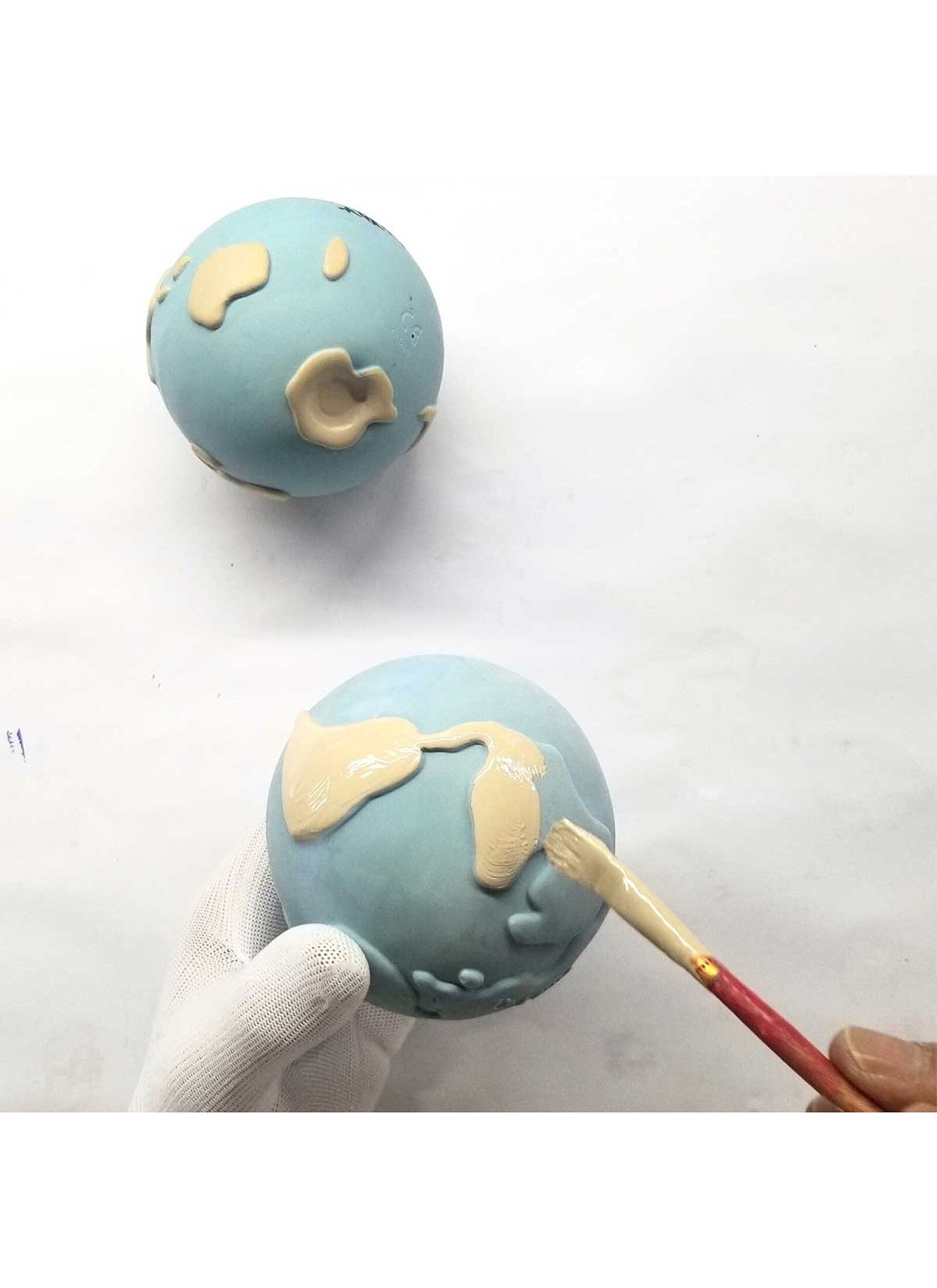 TEETHER EARTHY THE WORLD BALL