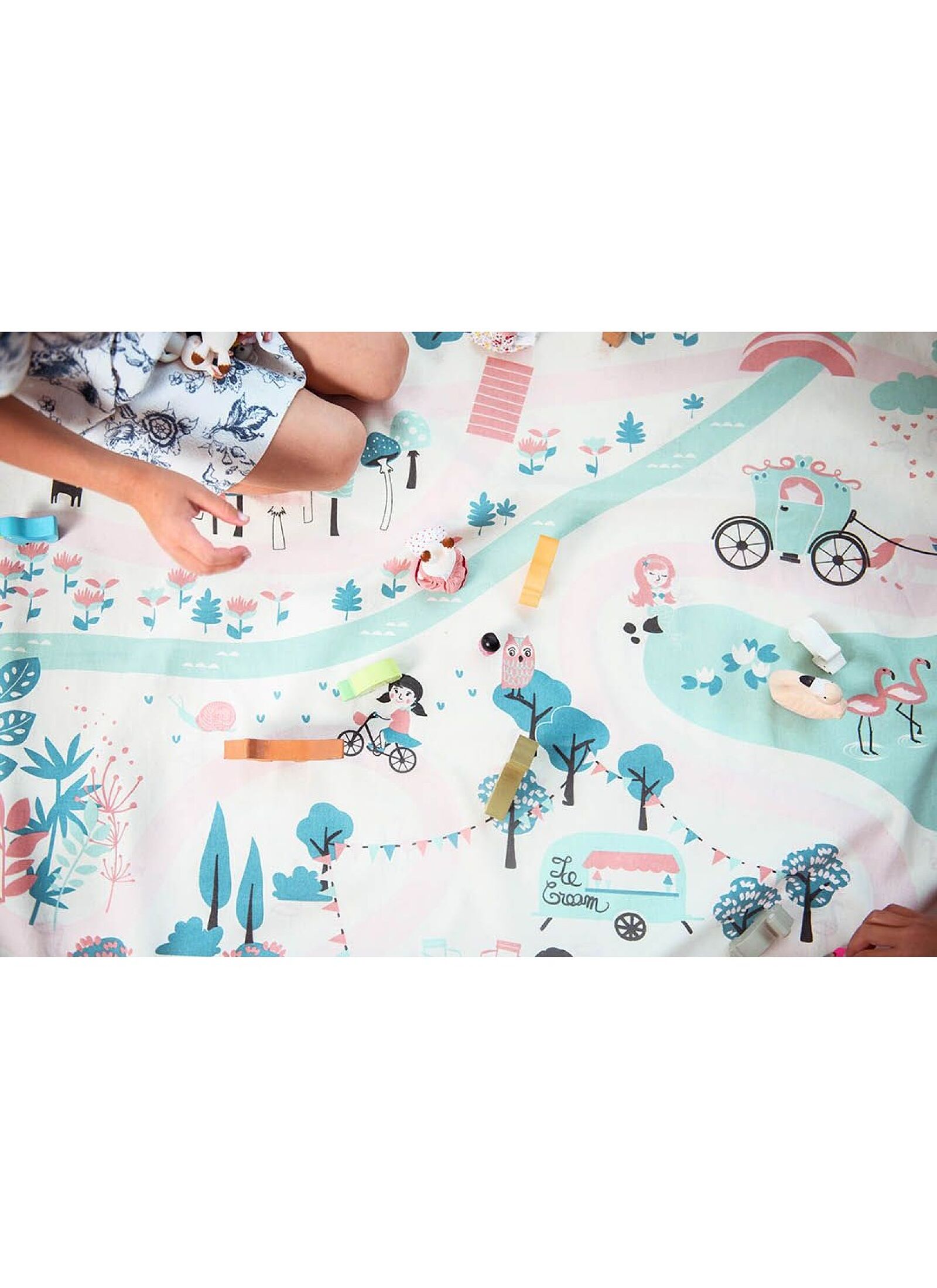 PLAY MAT-STORAGE BAG WALK IN A PARK