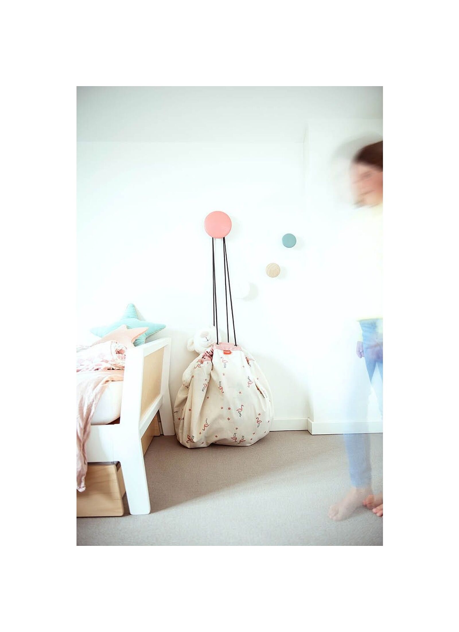 PLAY MAT-STORAGE BAG WALK IN A PARK