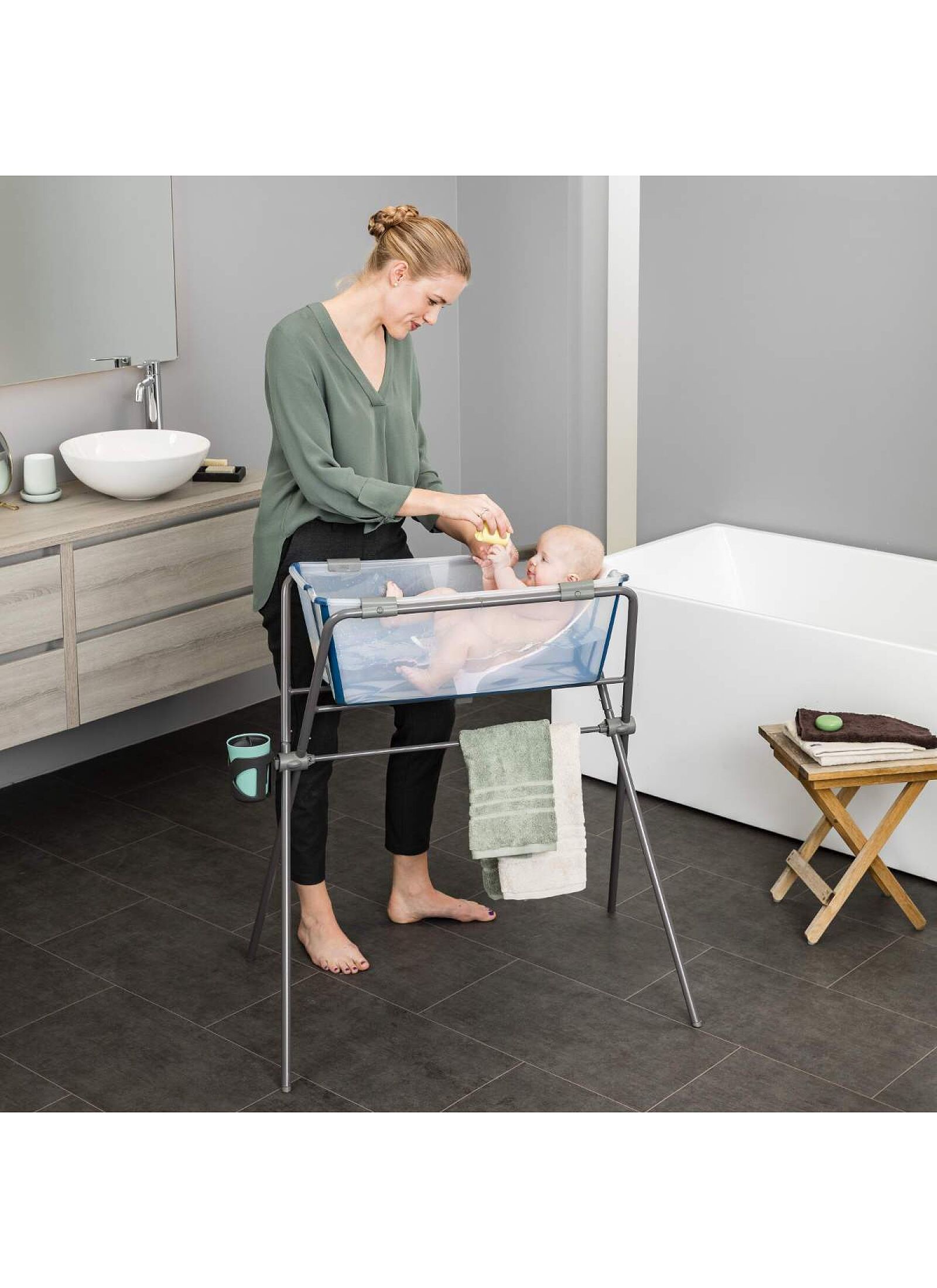 FLEXI BATH STAND