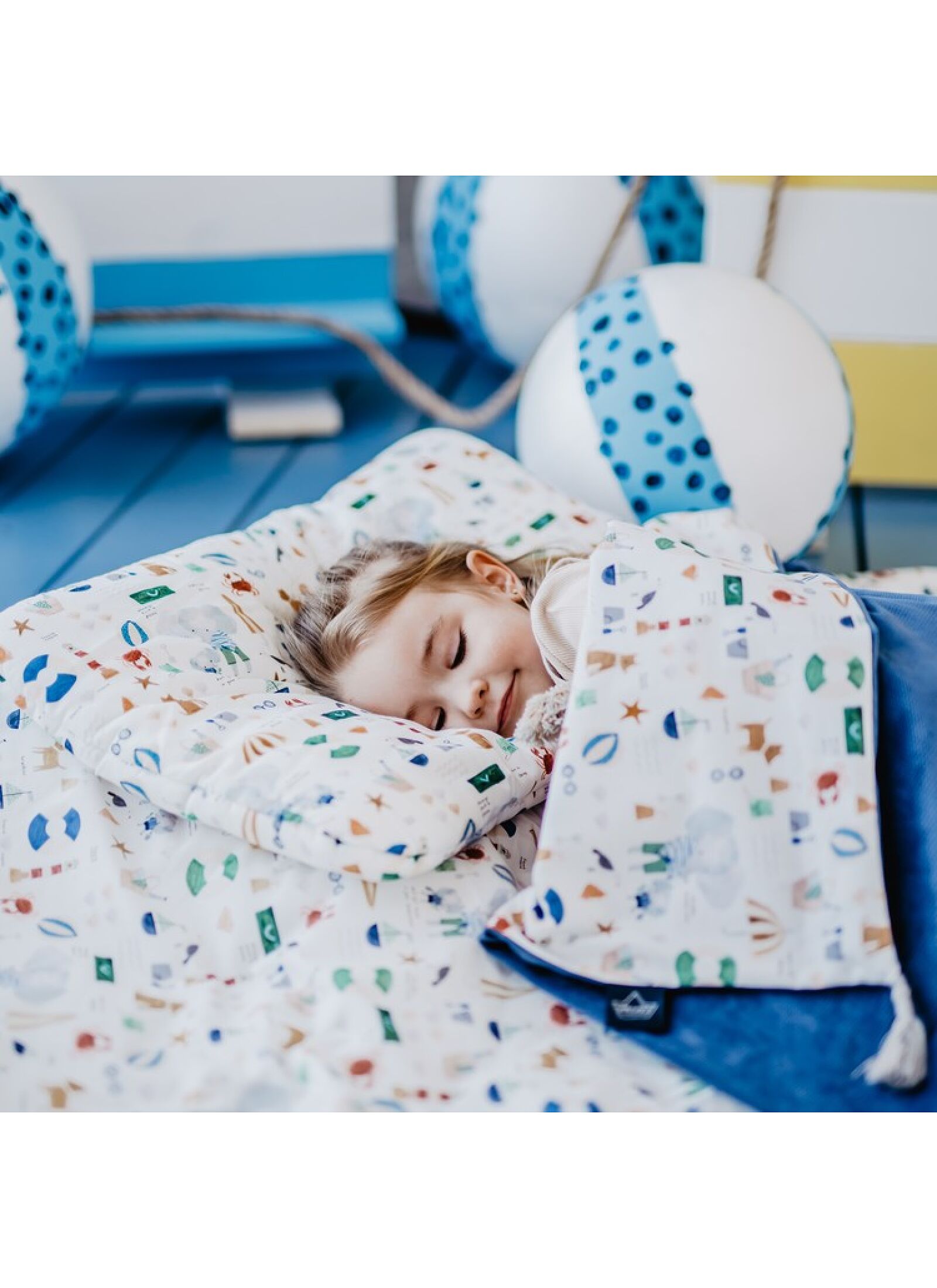 BED PILLOW ROSSIE (40X60)