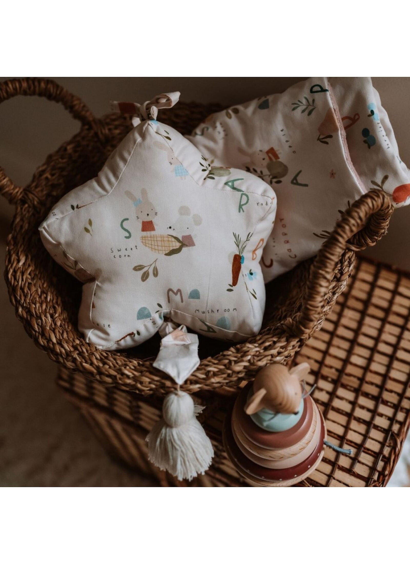 MUSIC MOBILE STAR ABC FRUITS SMOKE ROSE