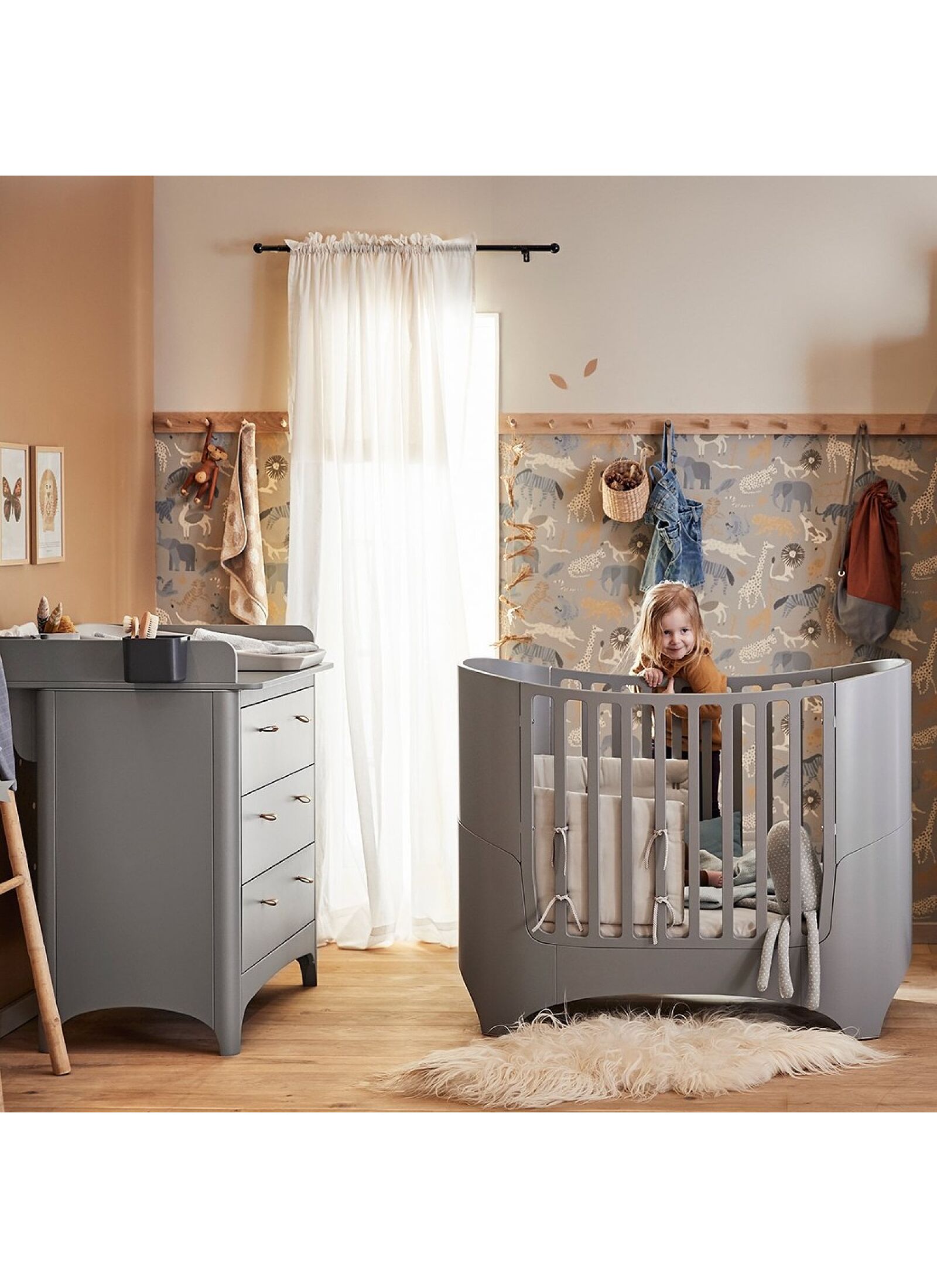 DRESSER CLASSIC GREY