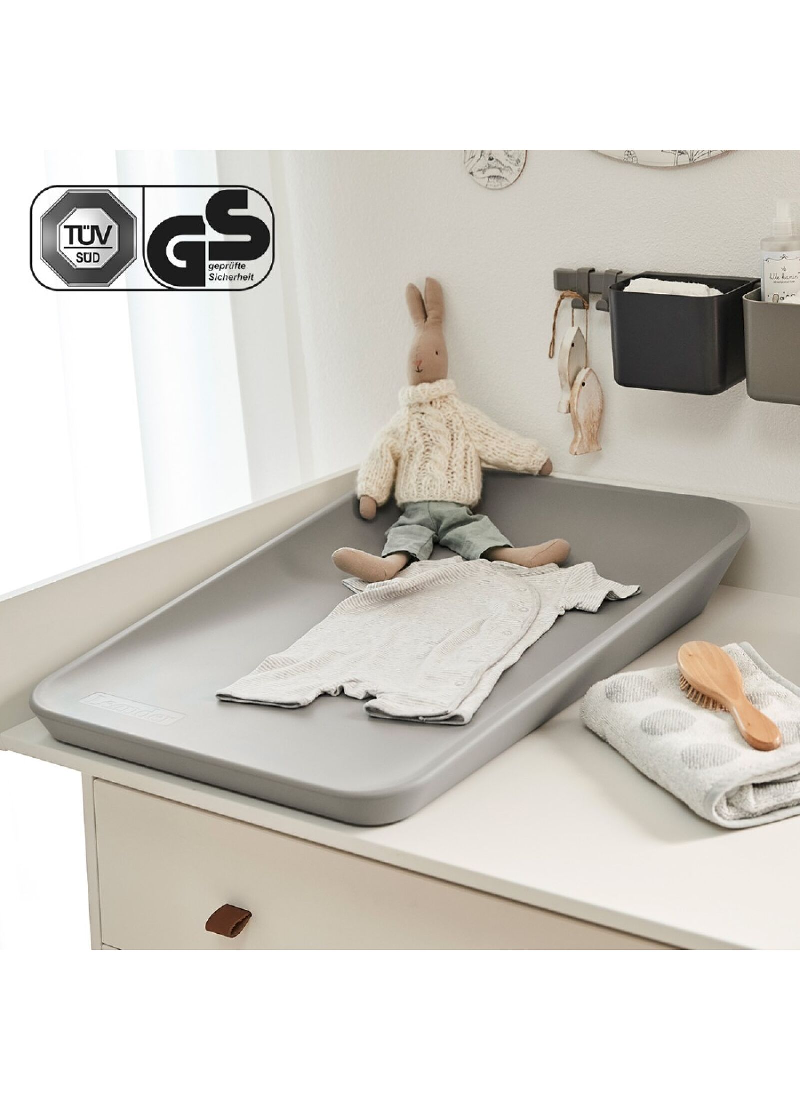 CHANGING MAT MATTY PEARL GREY