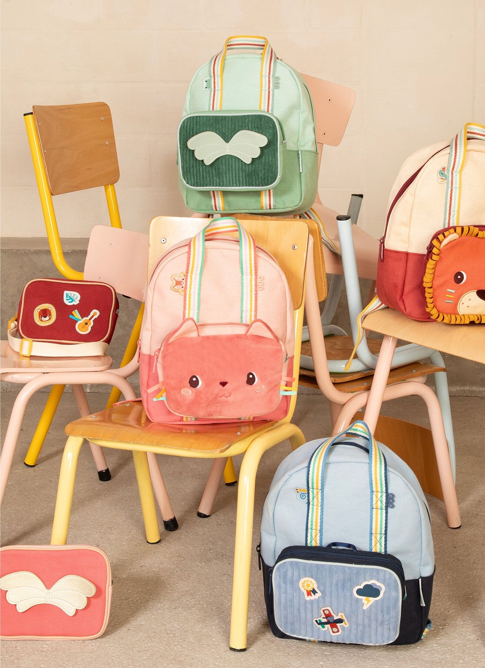 KID'S BACKPACK MIX &AMP; MATCH APPLE