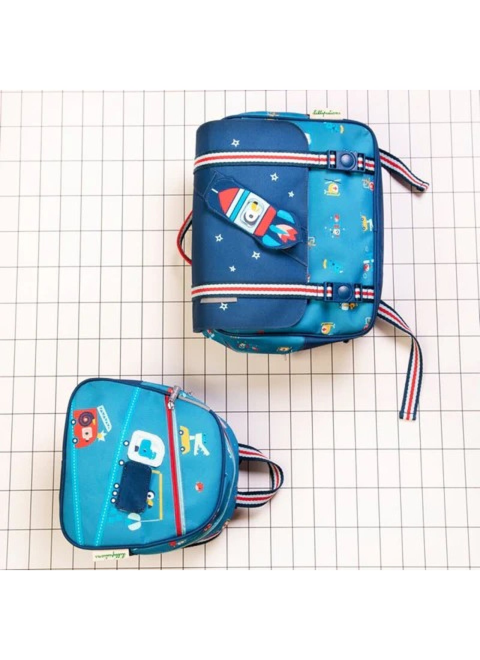 KID'S BACKPACK VEHICLES