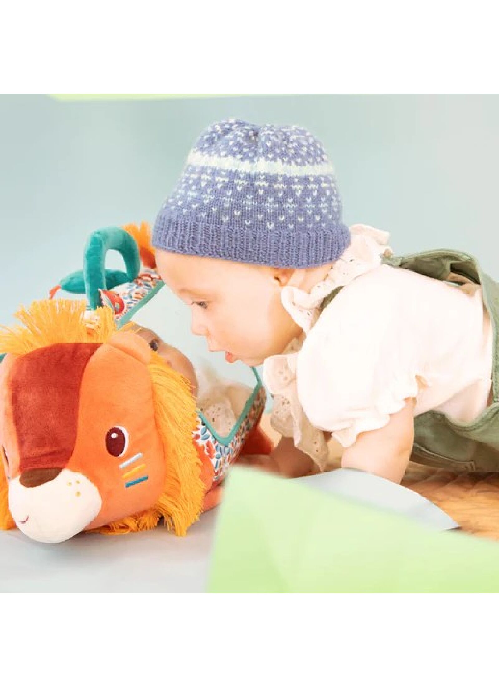 SOFT ACTIVITY TRIANGLE JACK