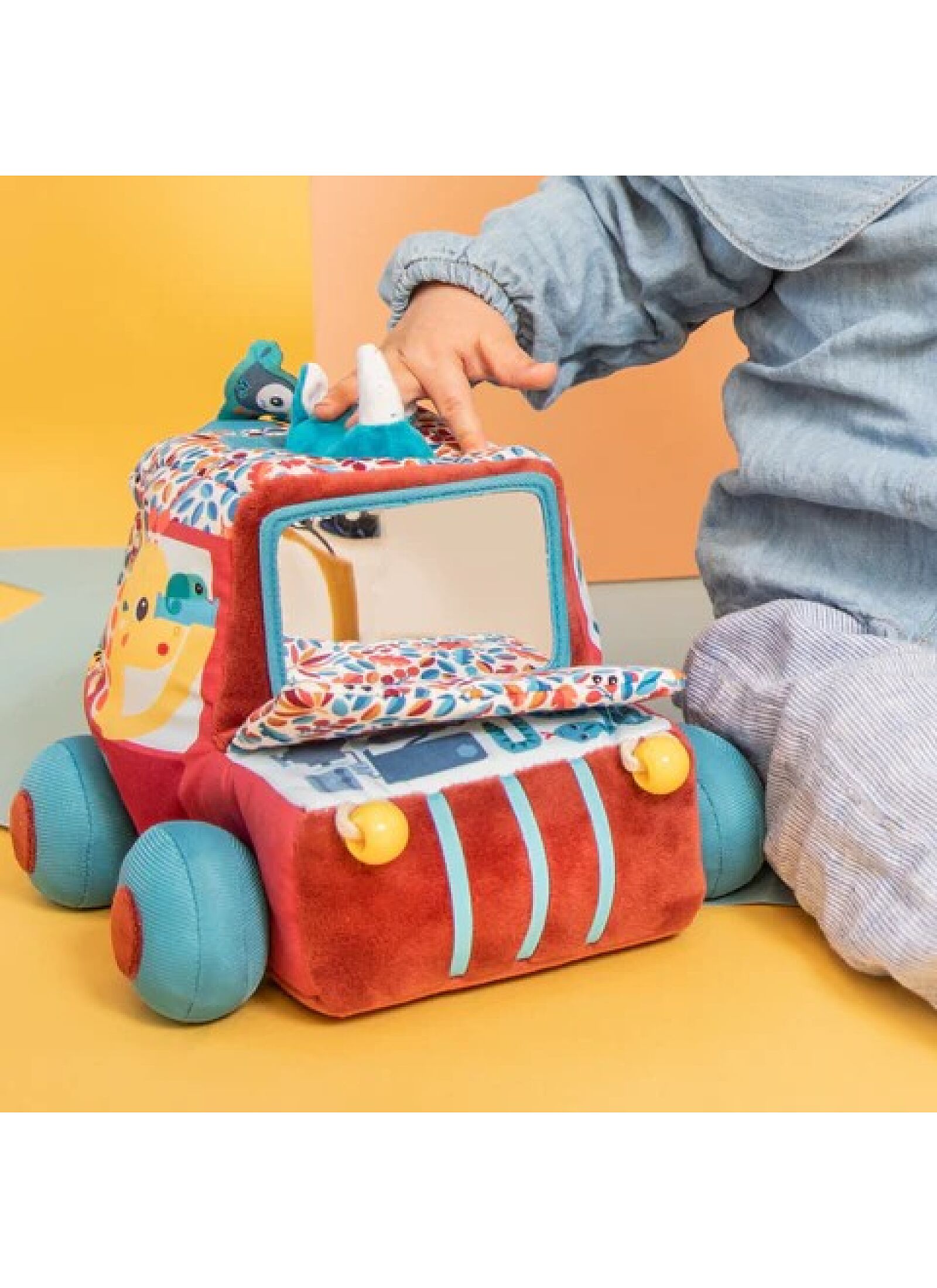SOFT TOY SAFARI ACTIVITY CAR
