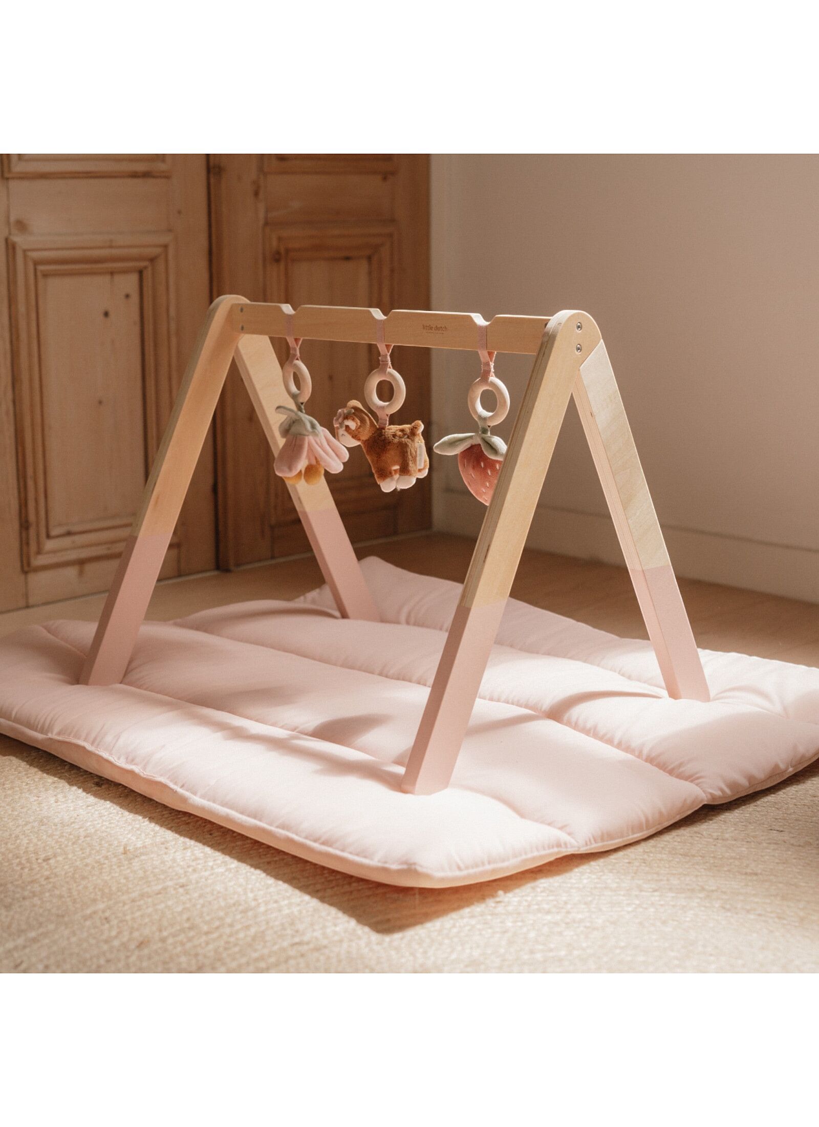 WOODEN BABY GYM FAIRY GARDEN