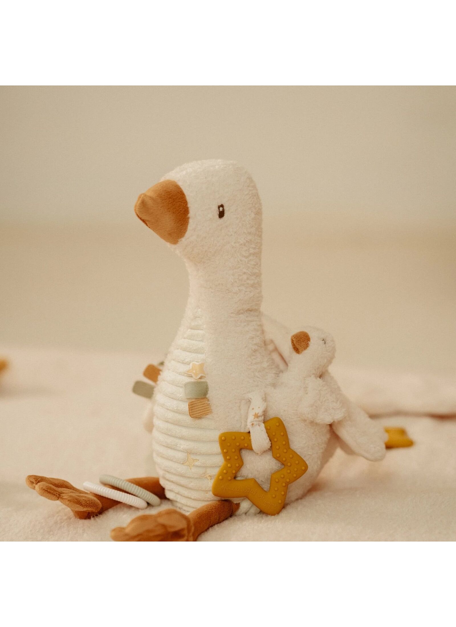 SOFT ACTIVITY TOY LITTLE GOOSE 