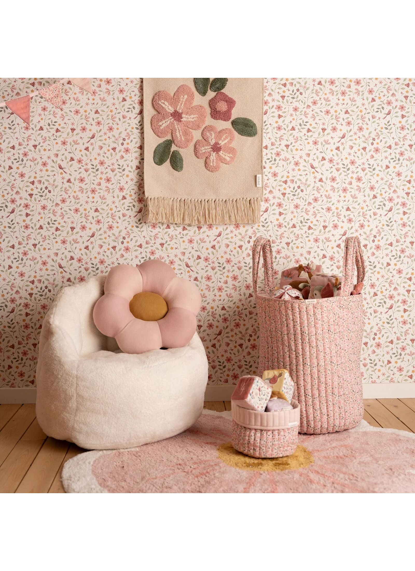 CUSHION FAIRY GARDEN