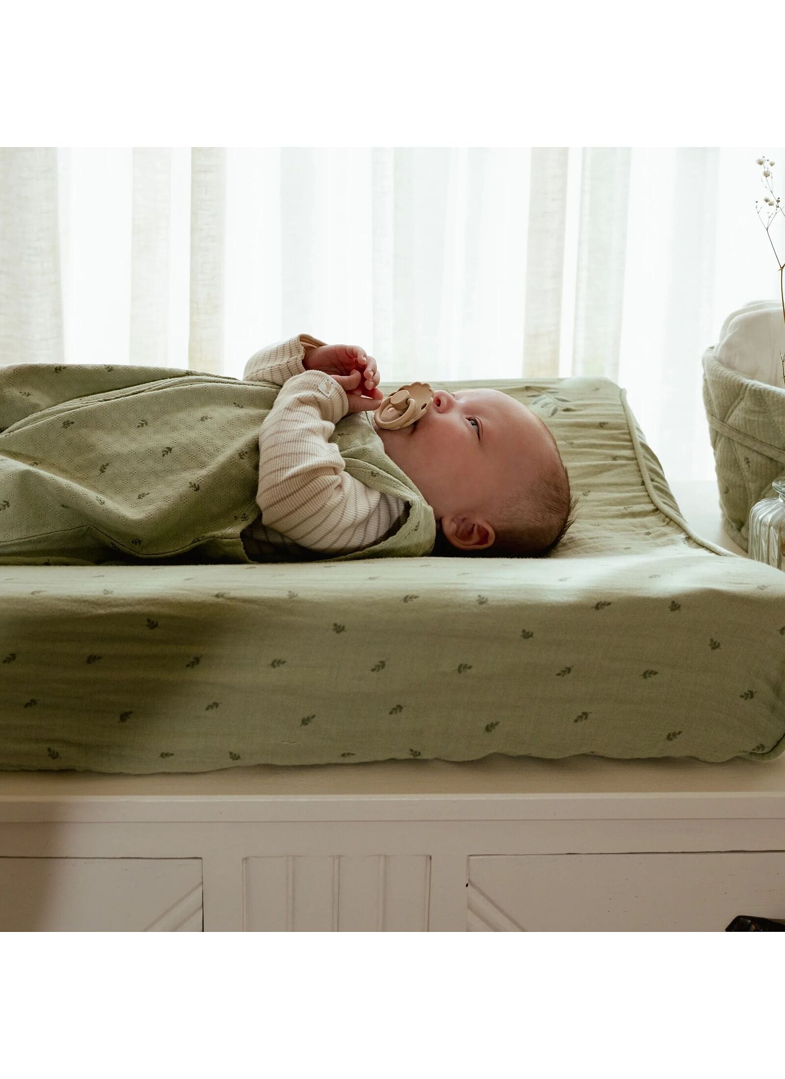 CHANGING COVER PURE SAGE