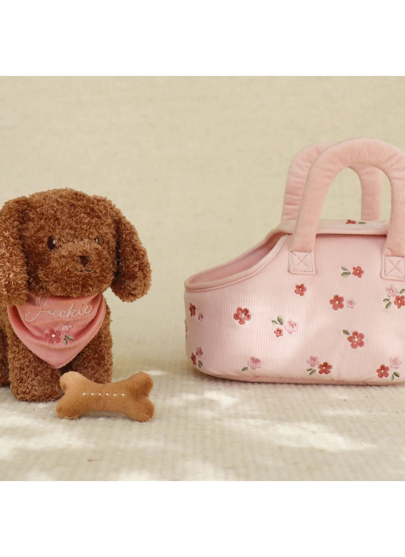 JACKIE FABRIC DOG IN A BASKET