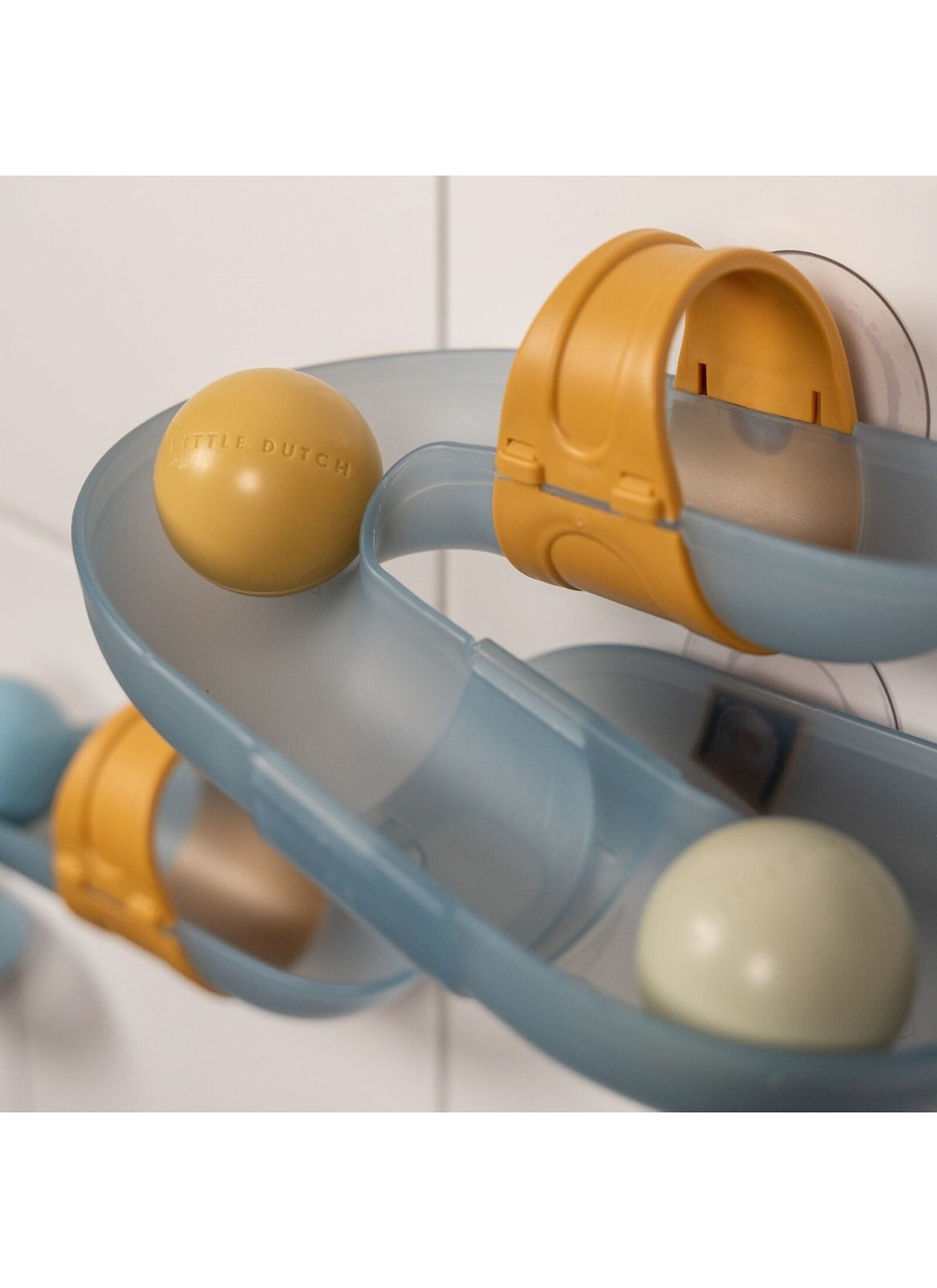 BATHTUB BALL TRUCK BLUE