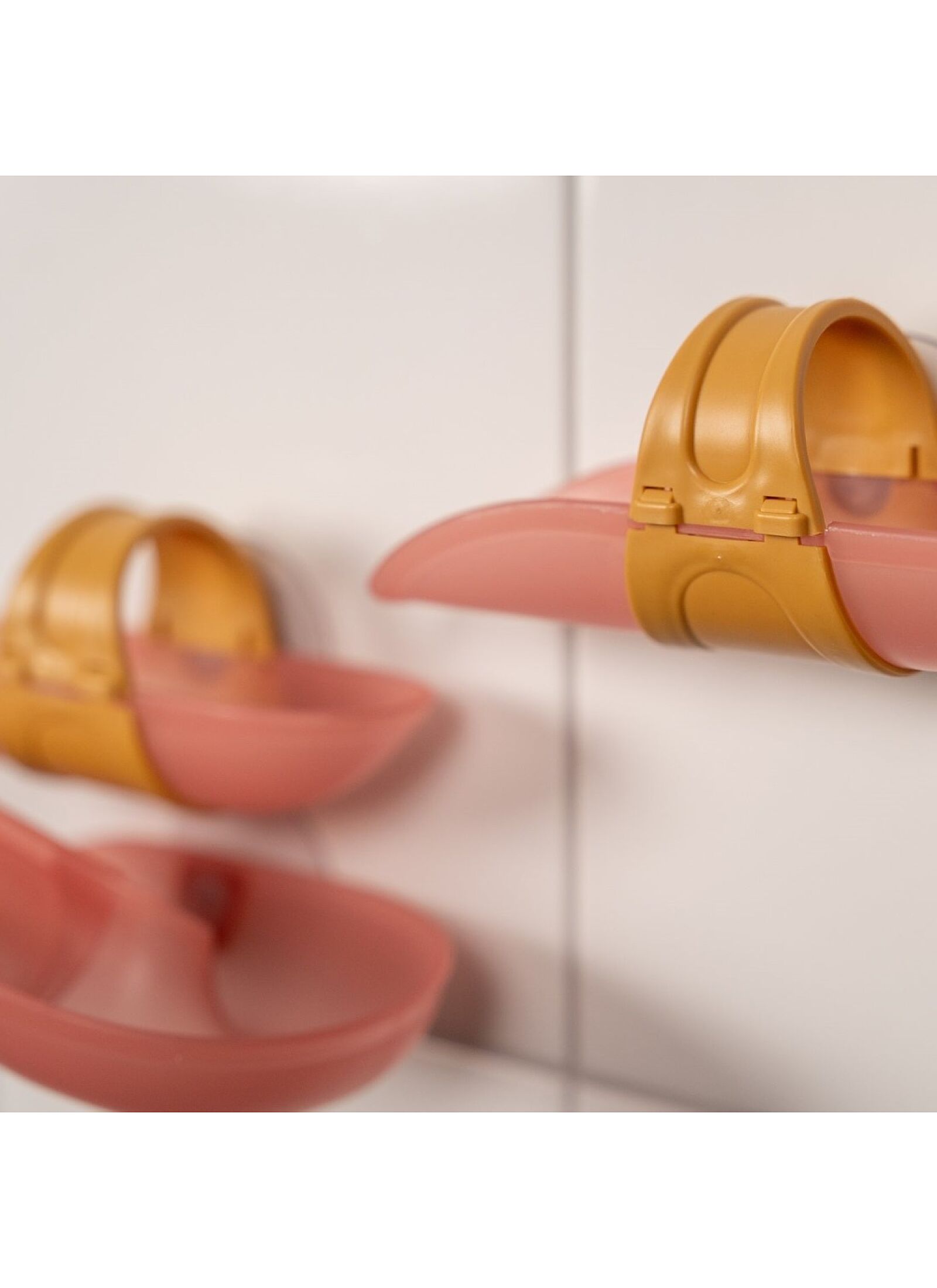 BATHTUB BALL TRUCK PINK