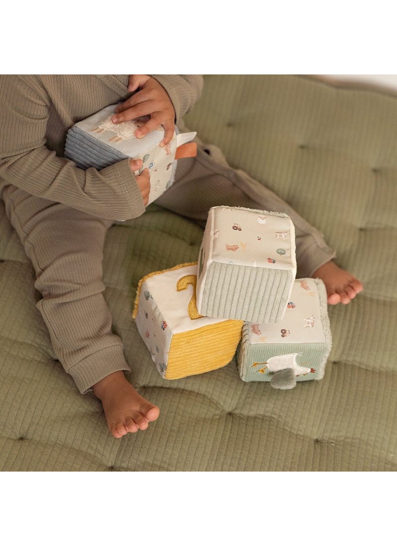 SET SOFT ACTIVITY CUBES LITTLE FARM