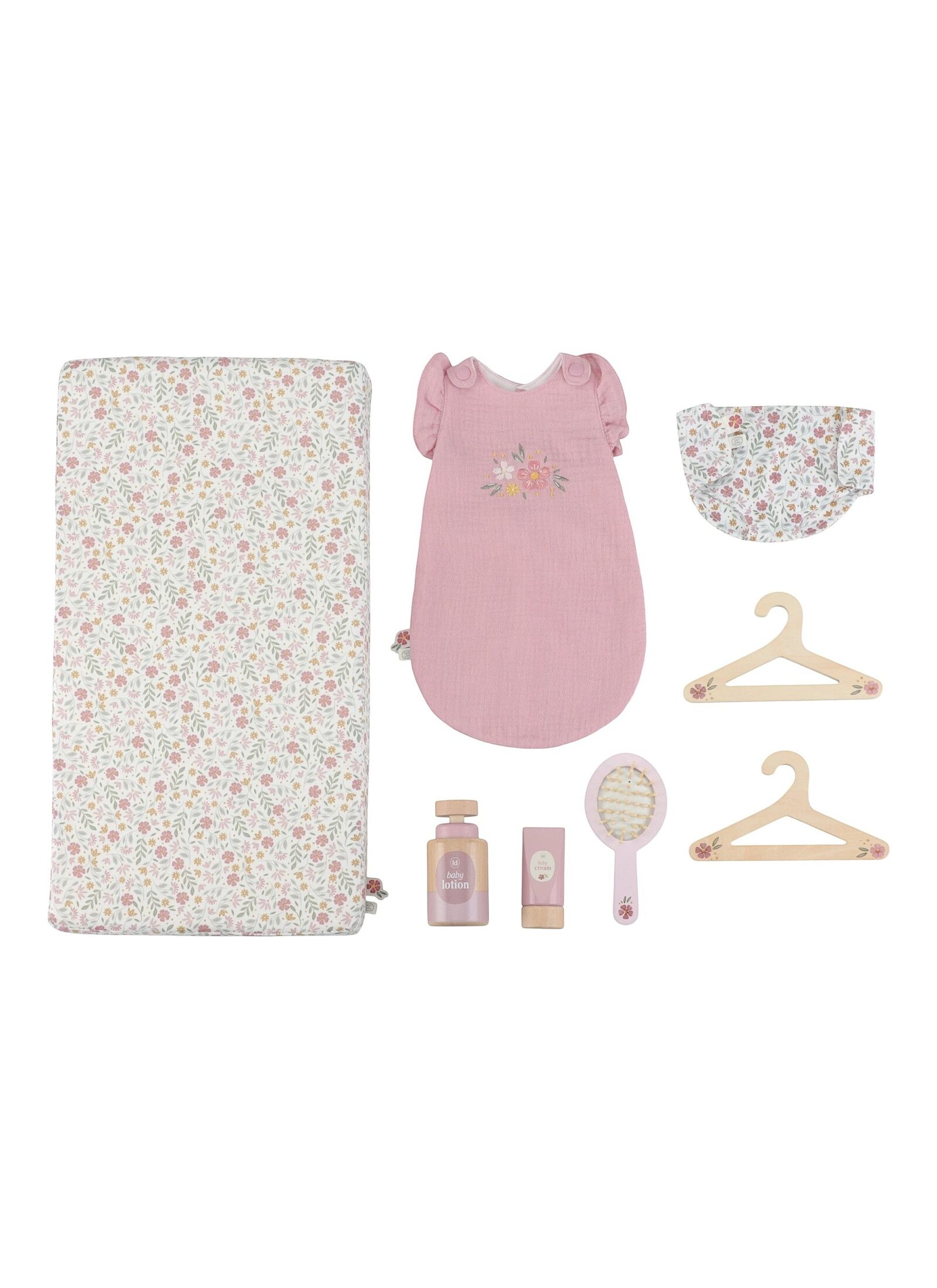 WOODEN CHANGING TABLE FOR DOLLS