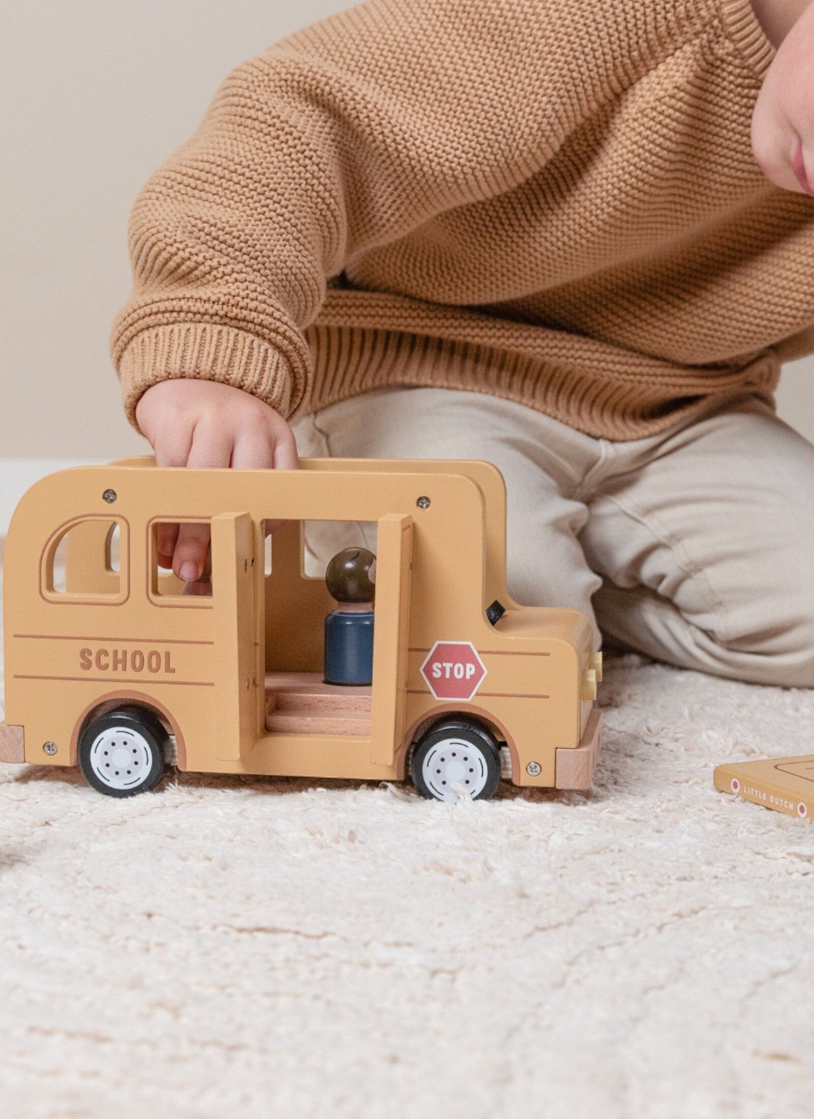 WOODEN SCHOOL BUS