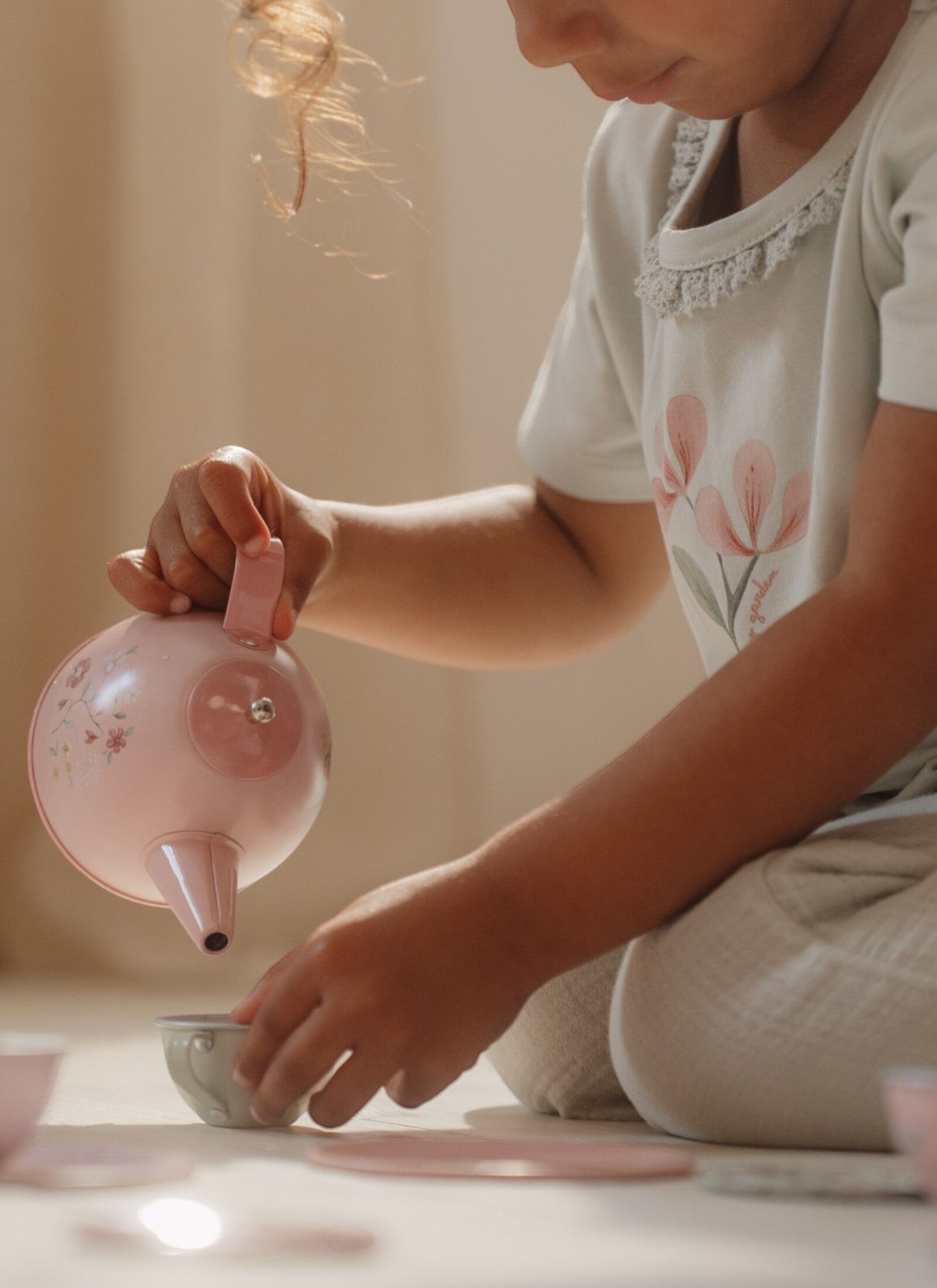 TEA SET FAIRY GARDEN